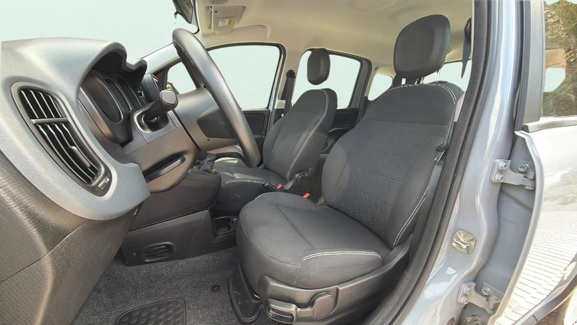Fiat Panda Hybrid 1.0 - foto 13