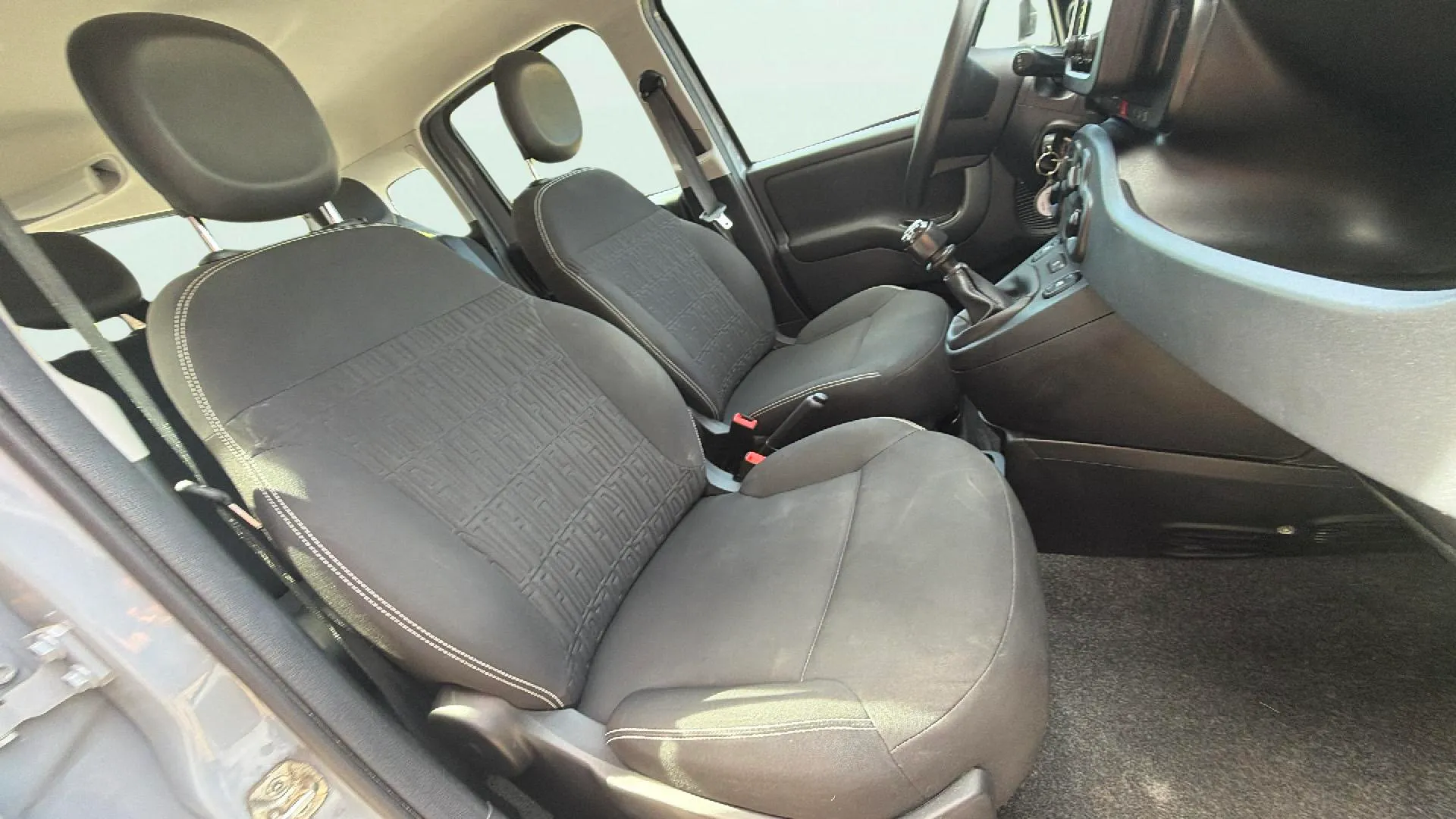 Fiat Panda Hybrid 1.0 - foto 14