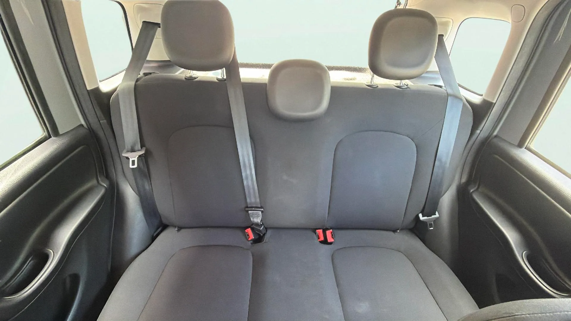 Fiat Panda Hybrid 1.0 - foto 15