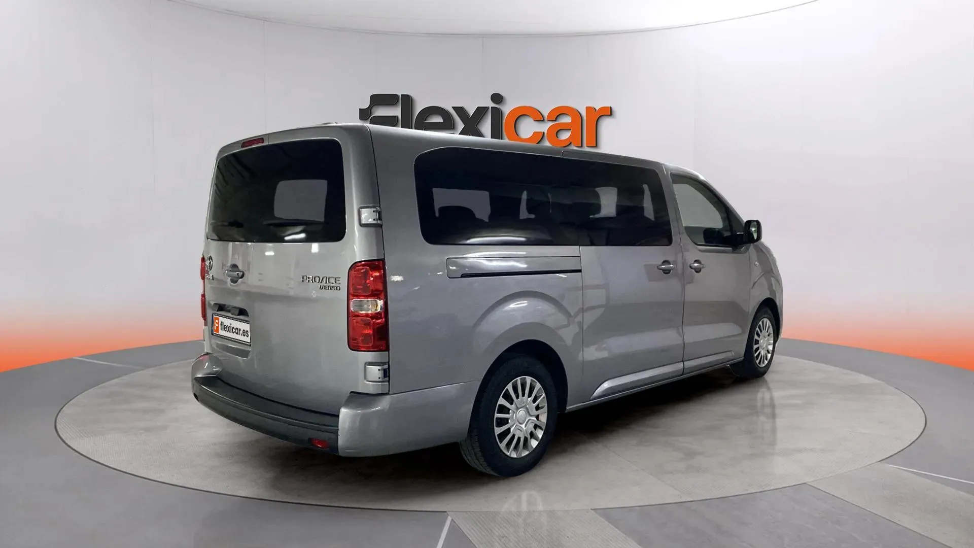 Toyota Proace City 1.5D Family Active 7 Plz L2 - foto 8