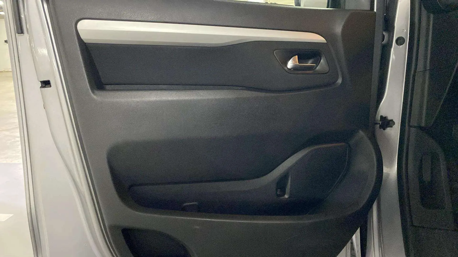 Toyota Proace City 1.5D Family Active 7 Plz L2 - foto 29