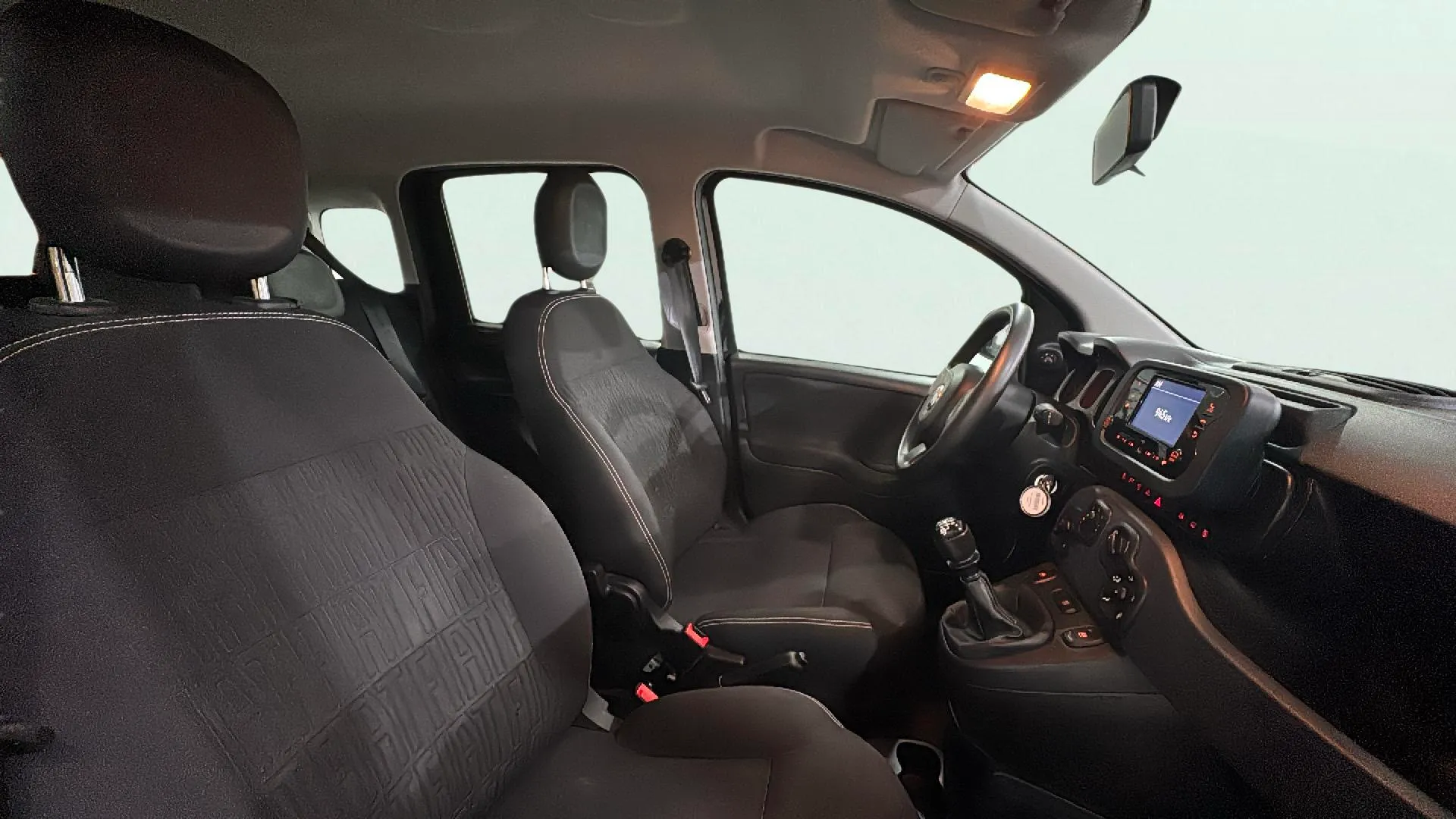Fiat Panda Hybrid 1.0 - foto 12