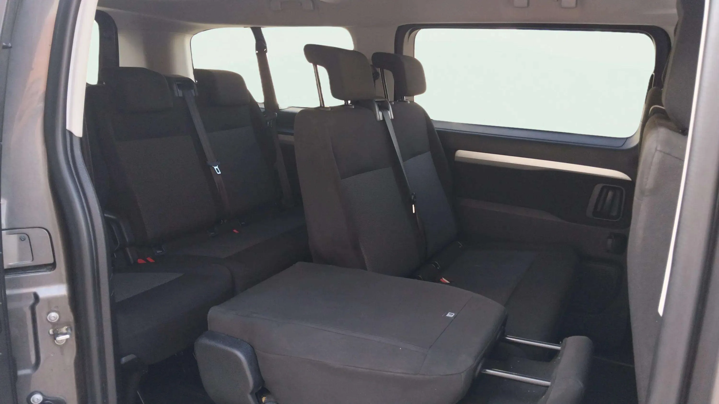 Toyota Proace City 1.5D Family Active 7 Plz L2 - foto 18