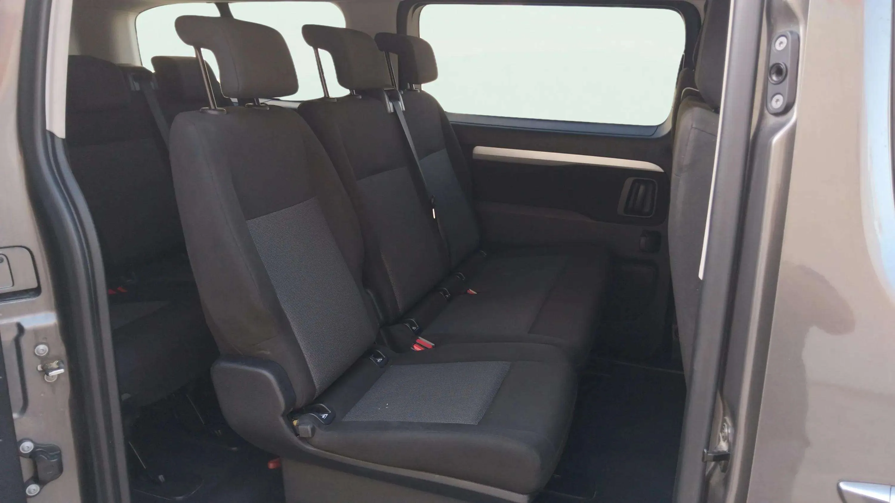 Toyota Proace City 1.5D Family Active 7 Plz L2 - foto 17