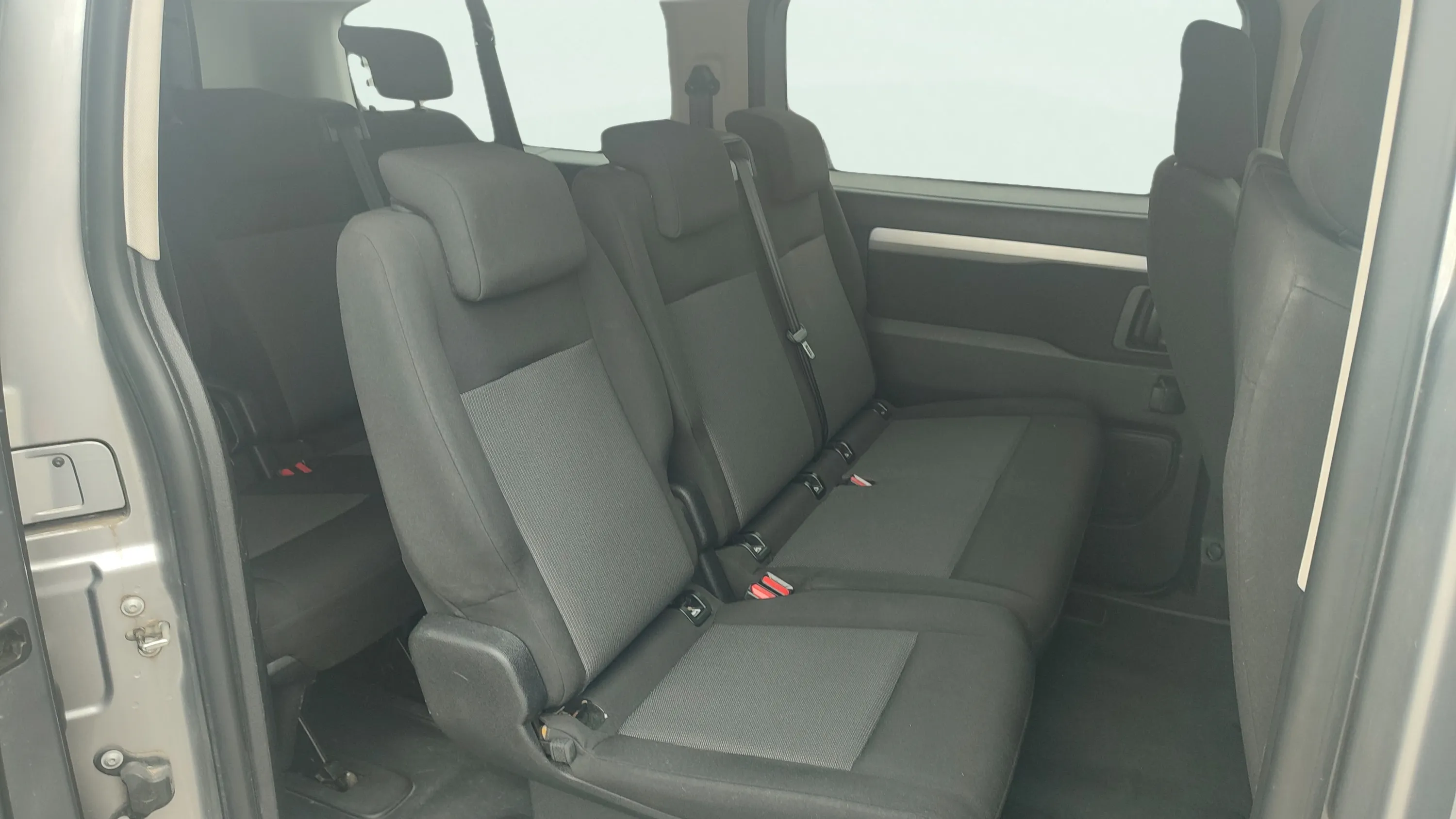 Toyota Proace Verso 1.5D VX Shuttle 2 plazas 2PT L2 - foto 19