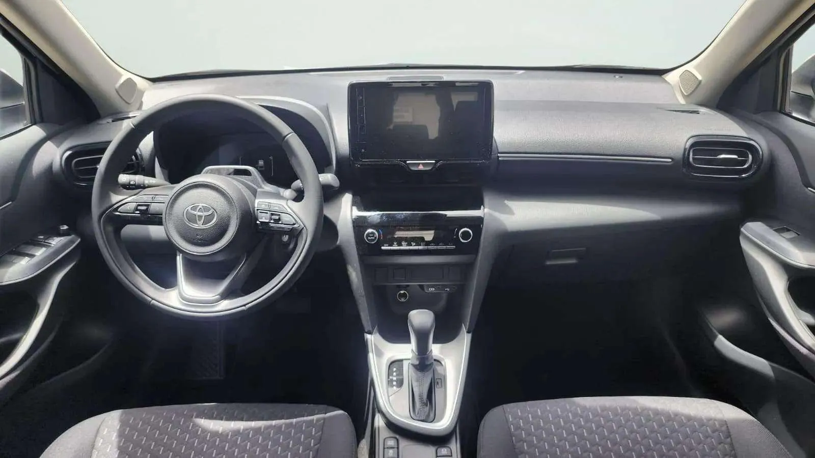 Toyota Yaris Cross 1.5 130H Active - foto 9