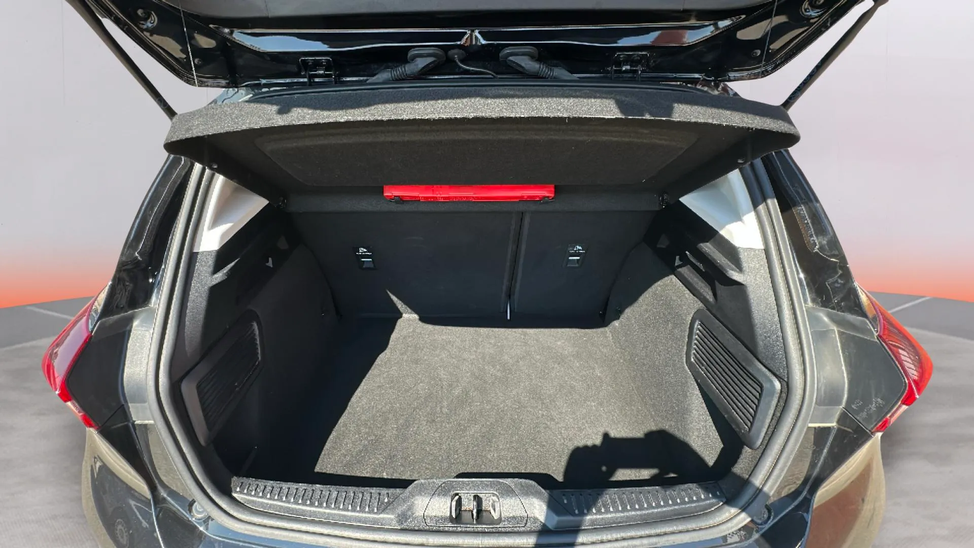 Ford Focus 1.0 EcoBoost MHEV Active - foto 10