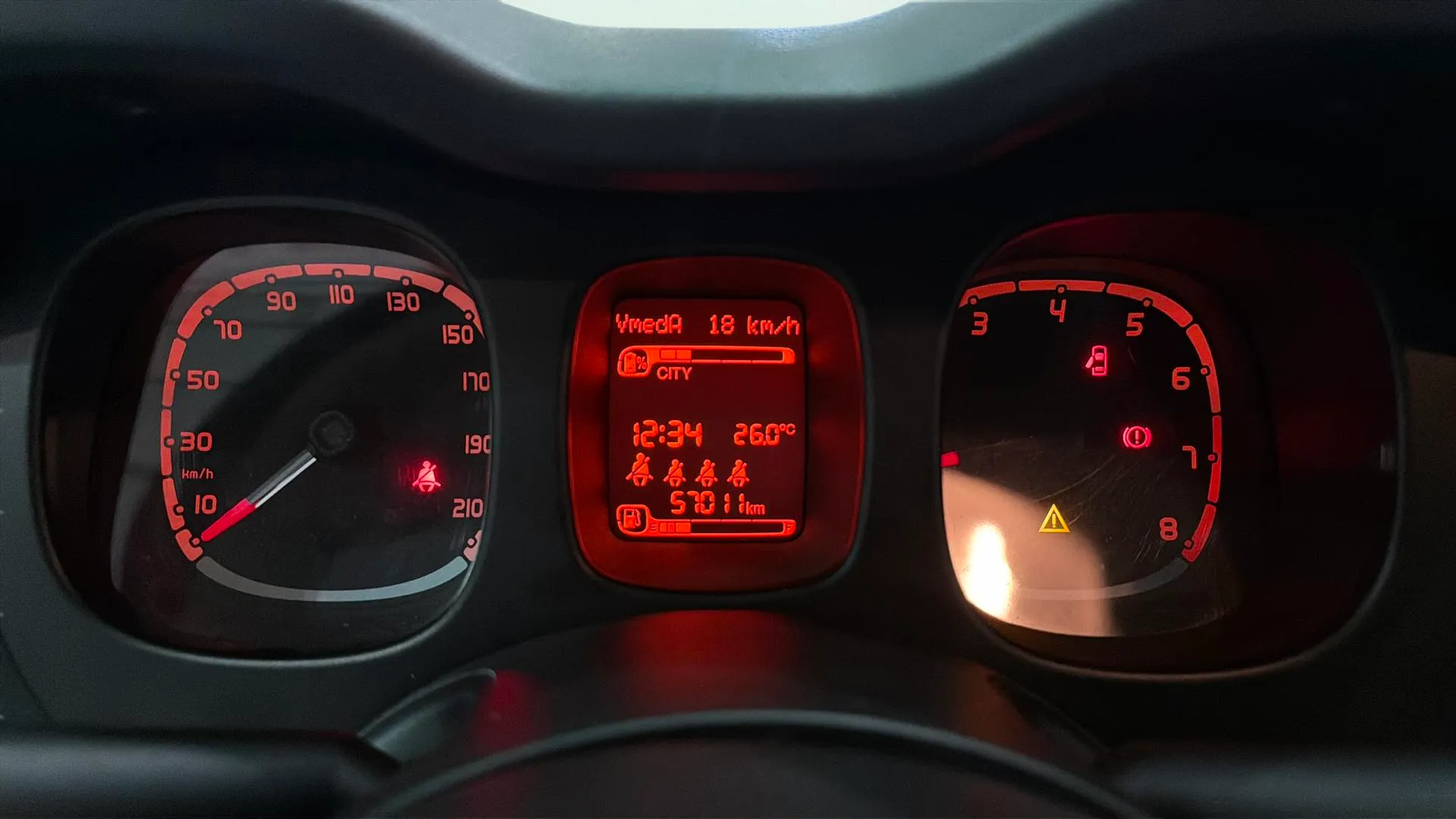 Fiat Panda Hybrid 1.0 - foto 9