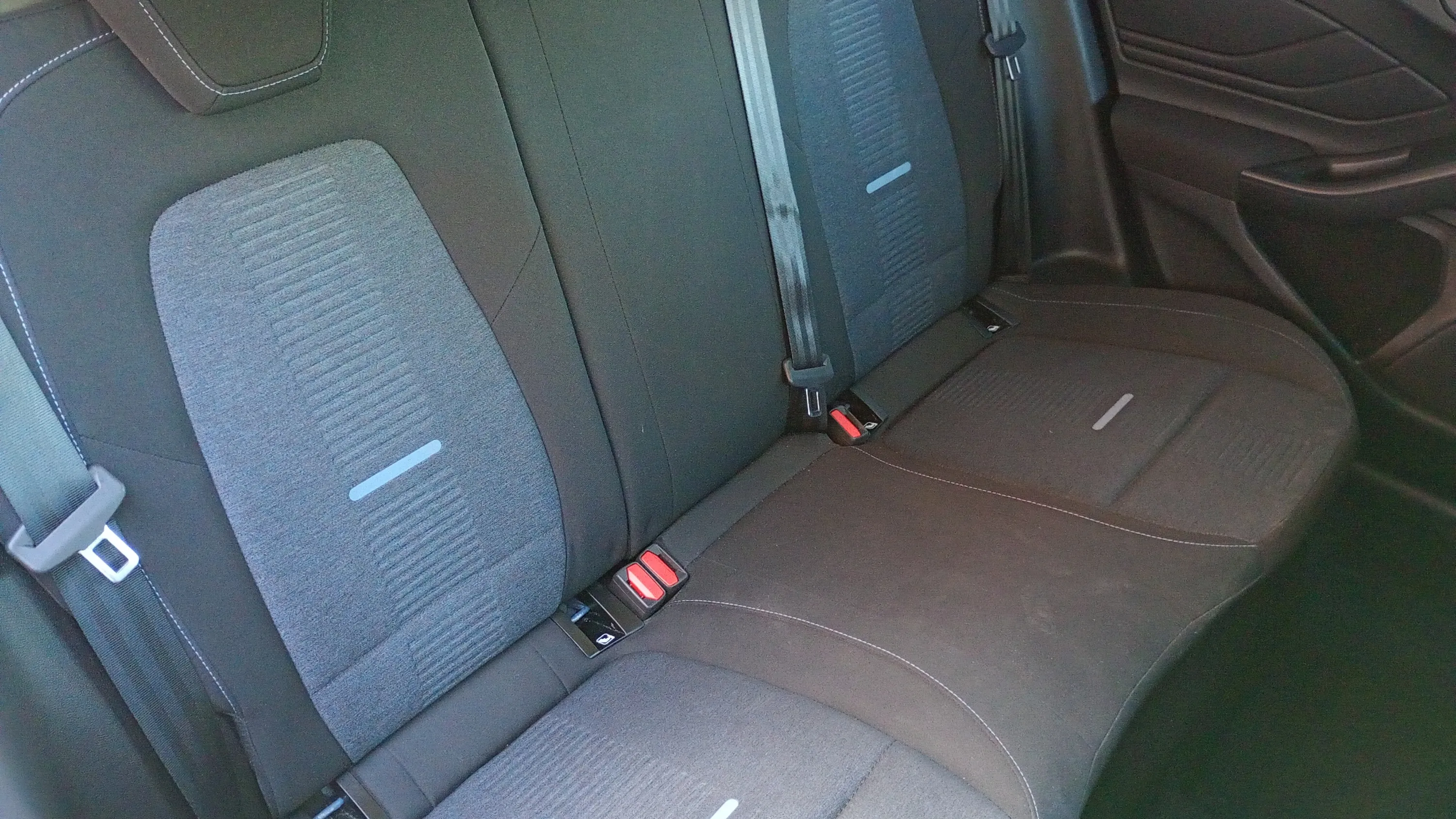 Ford Focus 1.0 EcoBoost MHEV ST-Line - foto 18