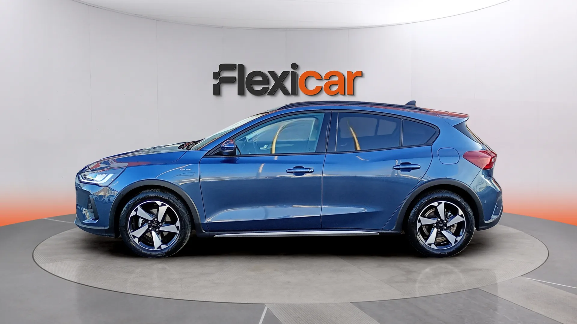 Ford Focus 1.0 EcoBoost MHEV ST-Line - foto 5