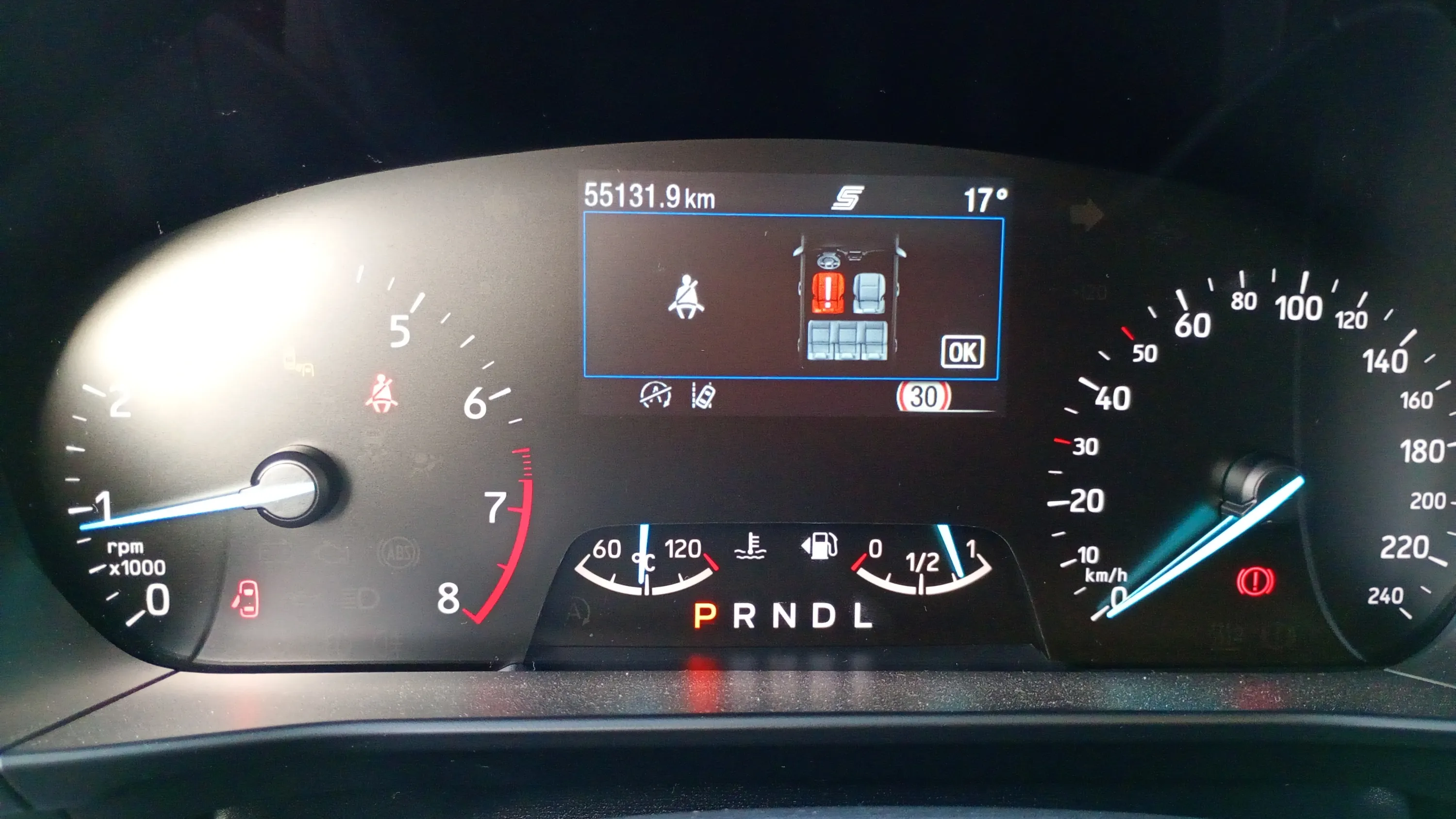 Ford Focus 1.0 EcoBoost MHEV ST-Line - foto 9