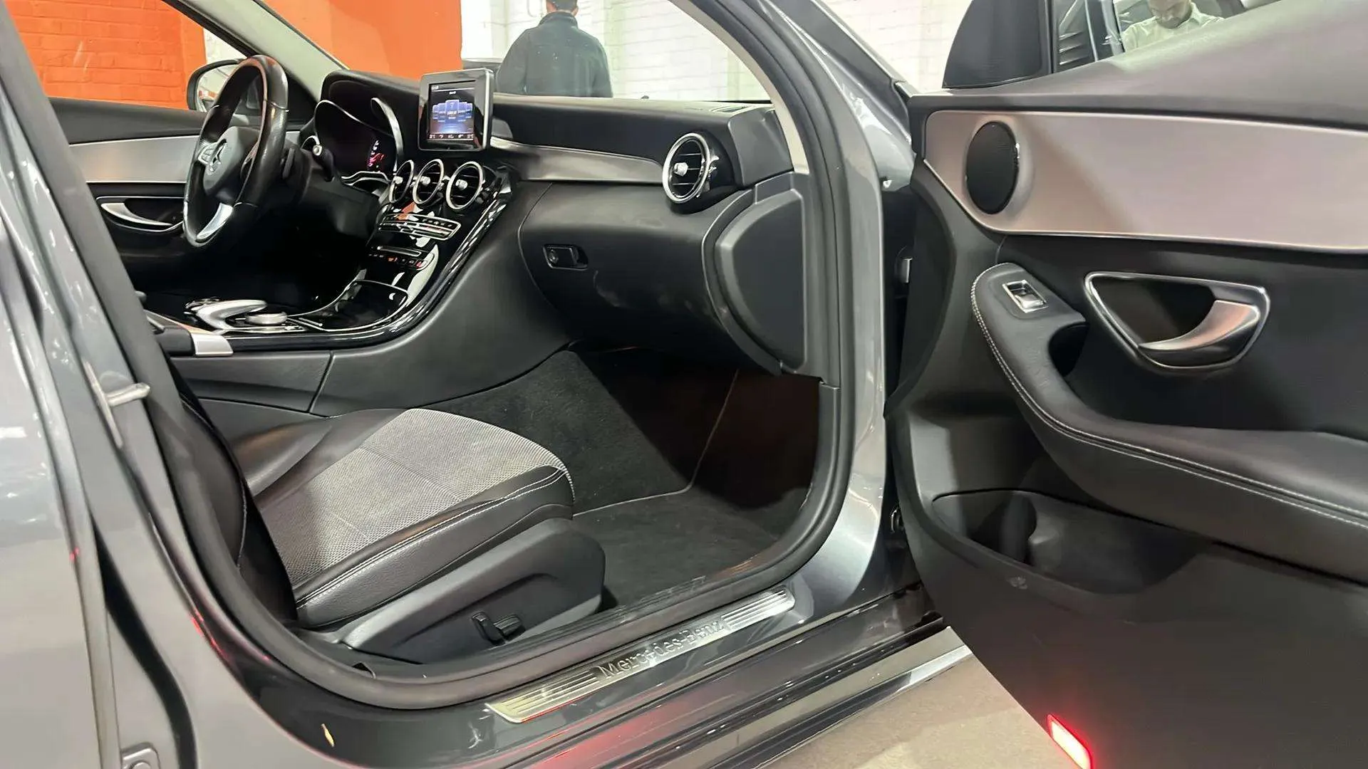 Mercedes-Benz Clase C C 220 d - foto 13