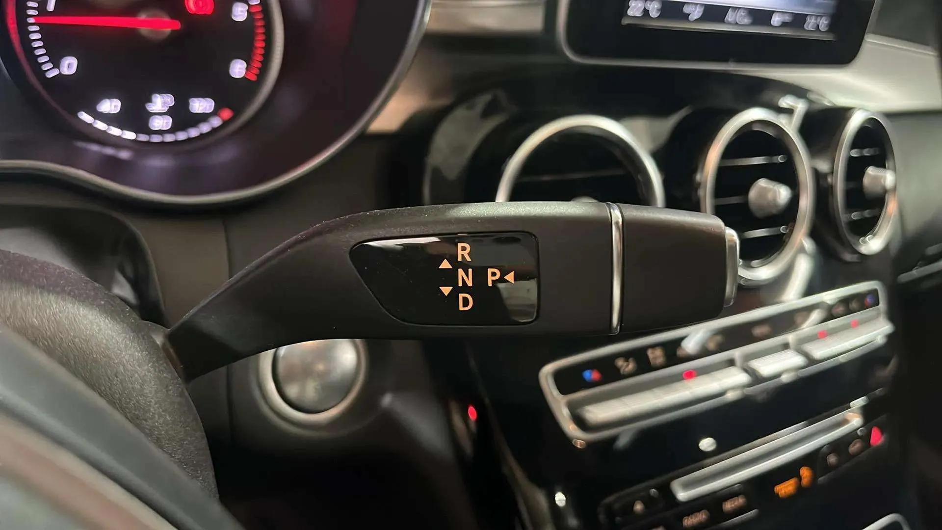 Mercedes-Benz Clase C C 220 d - foto 17