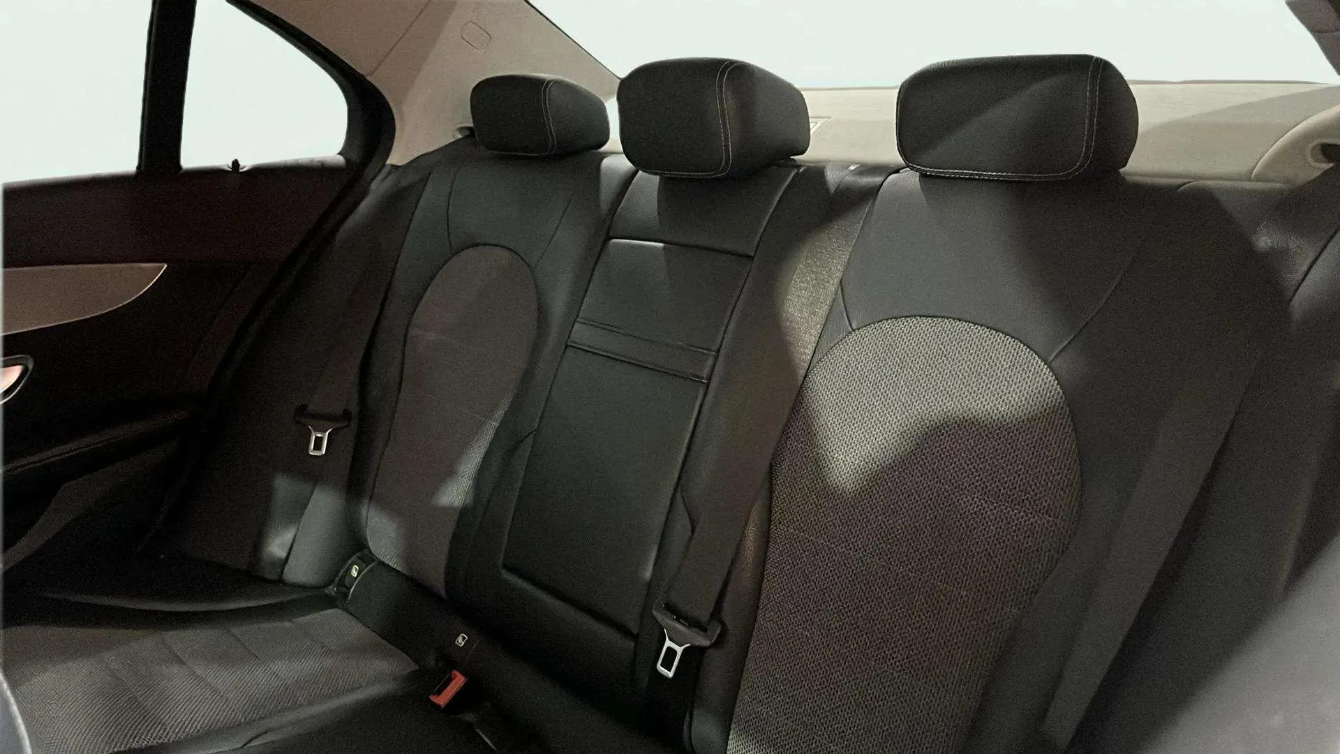Mercedes-Benz Clase C C 220 d - foto 29