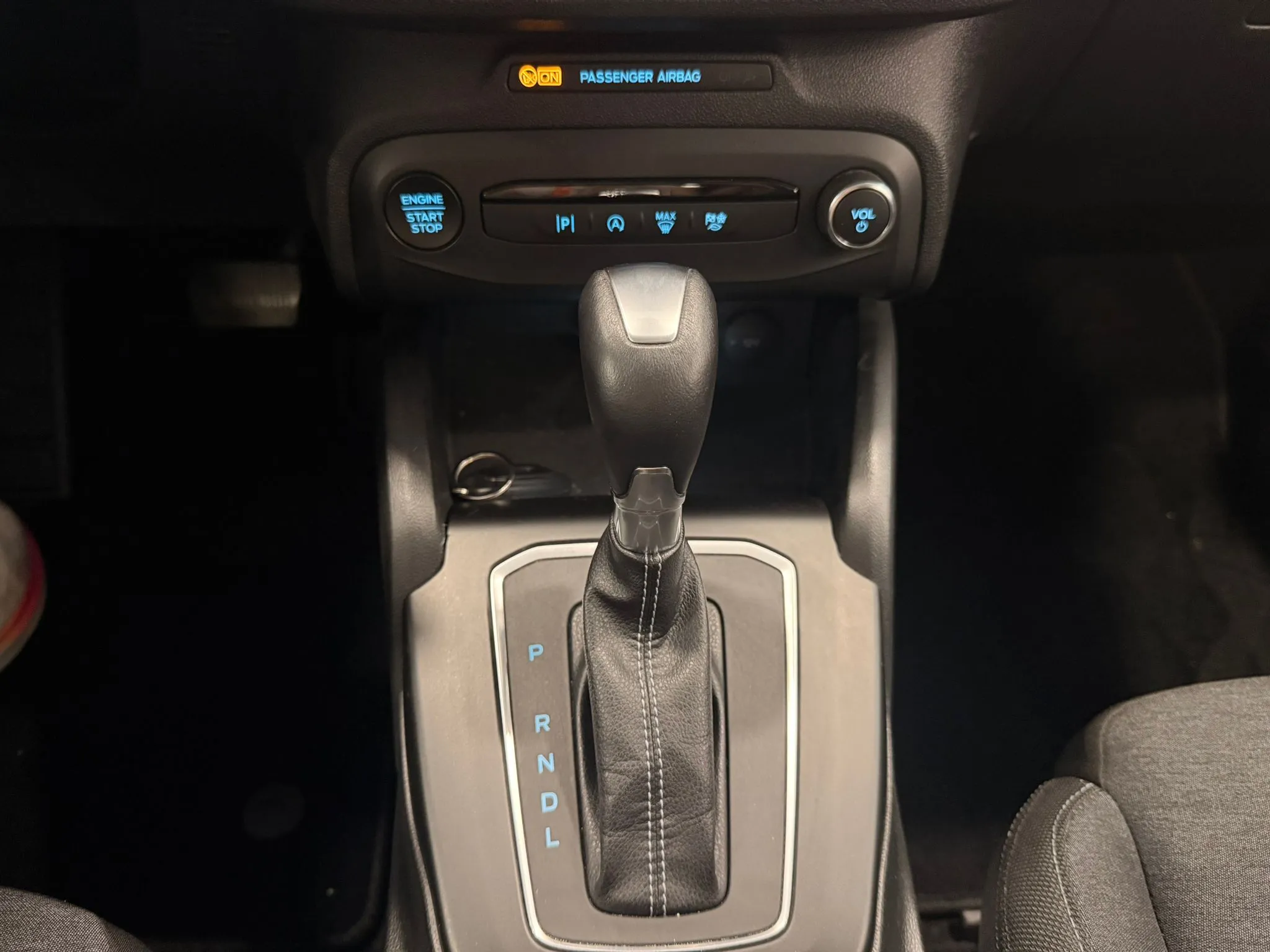 Ford Focus 1.0 EcoBoost MHEV Active - foto 22