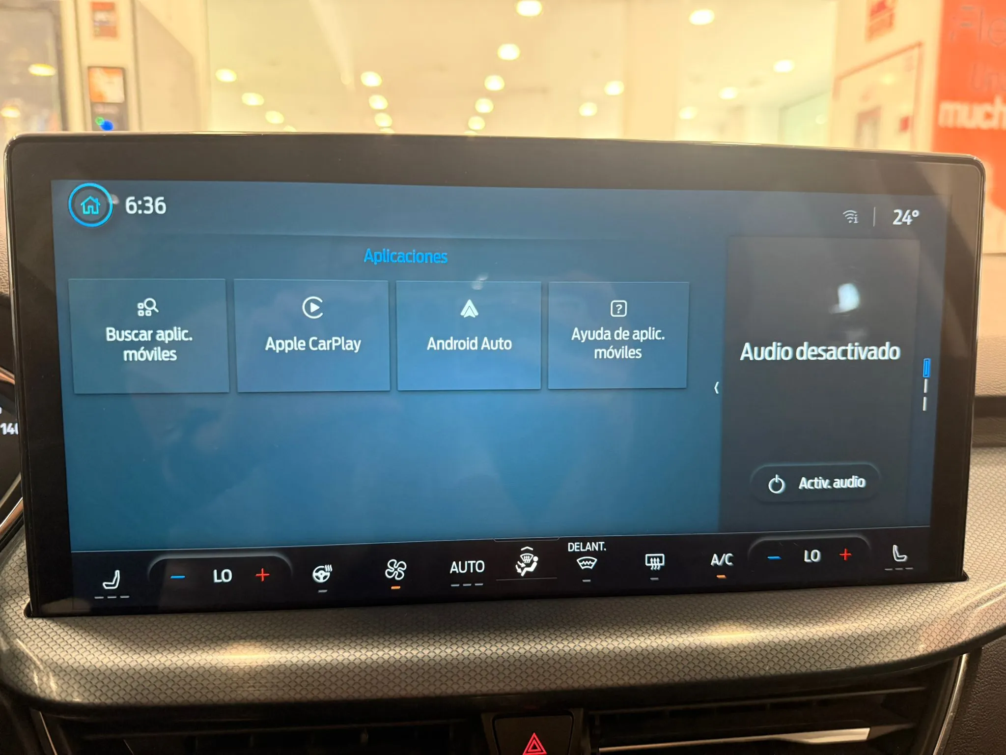 Ford Focus 1.0 EcoBoost MHEV Active - foto 12