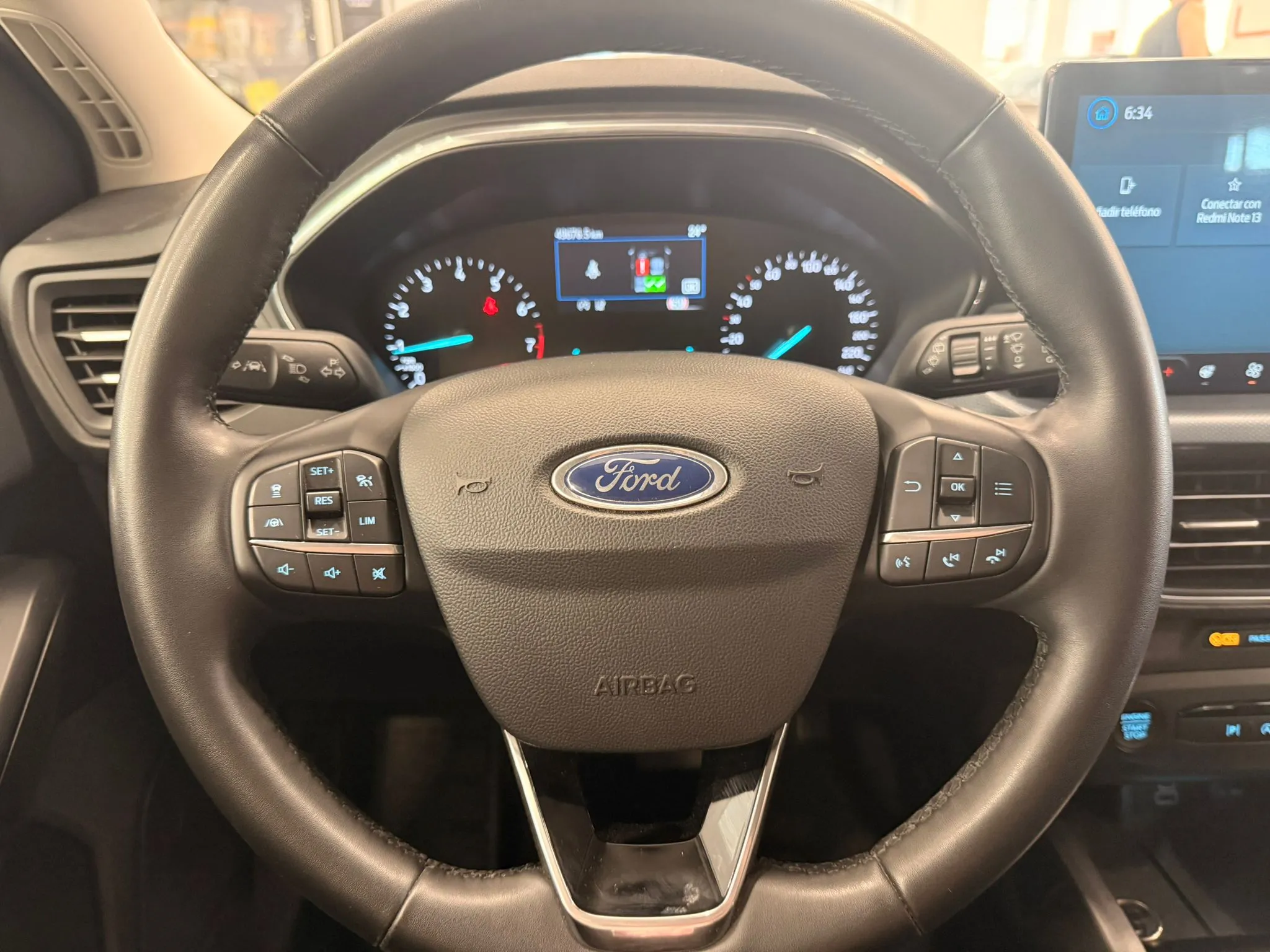 Ford Focus 1.0 EcoBoost MHEV Active - foto 7