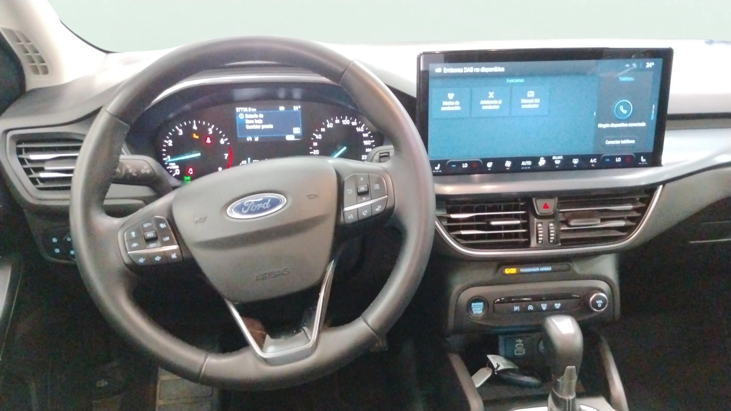 Ford Focus 1.0 EcoBoost MHEV ST-Line - foto 9