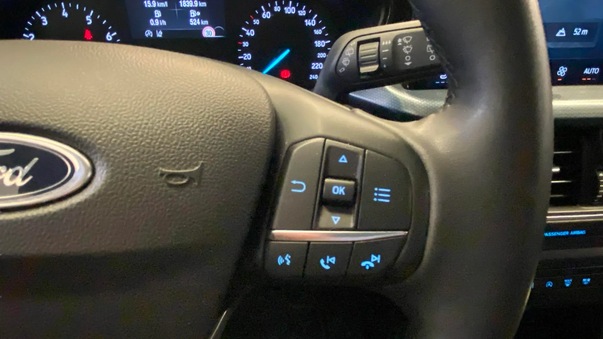 Ford Focus 1.0 EcoBoost MHEV ST-Line - foto 19