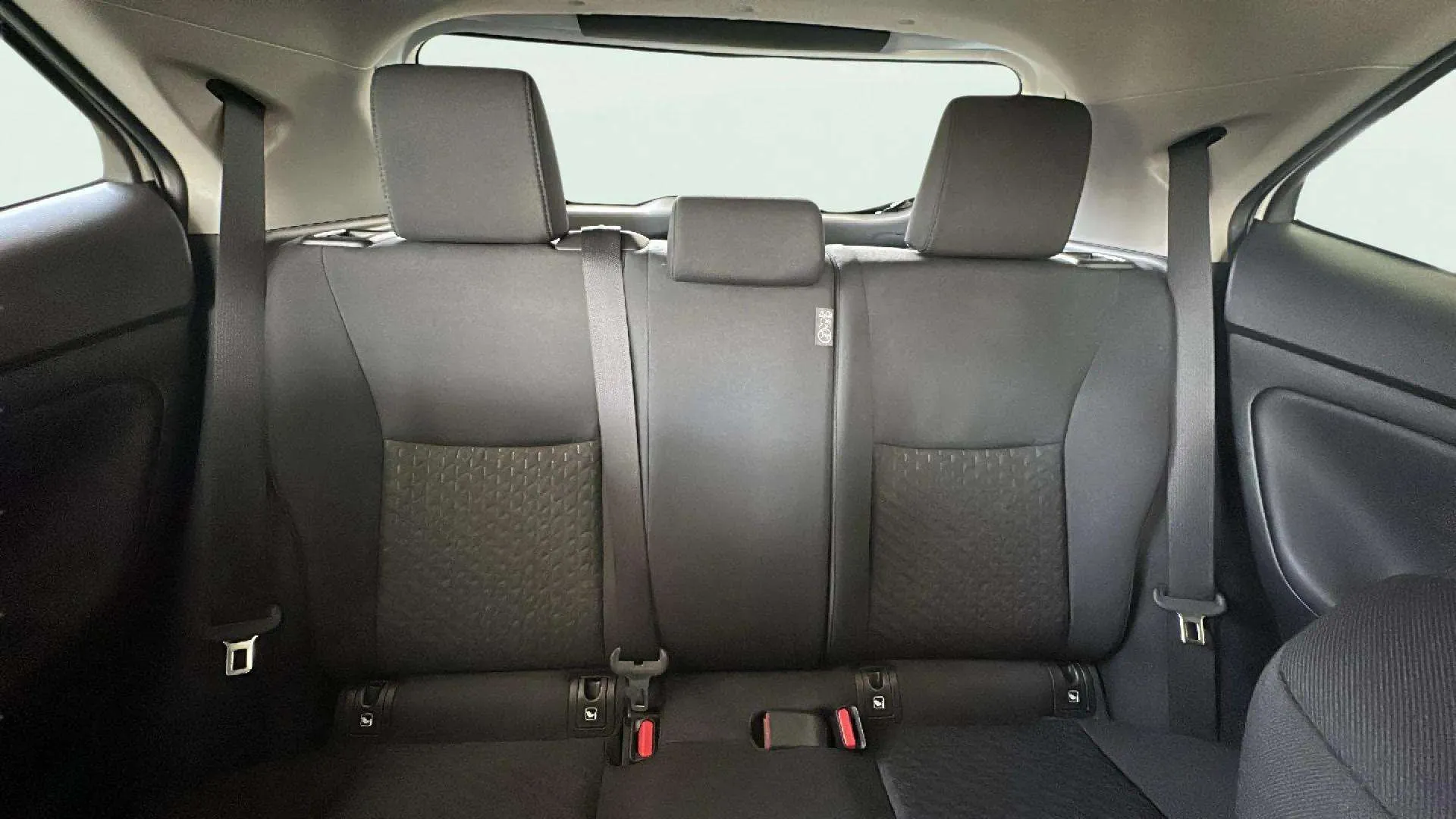 Toyota Yaris Cross 1.5 130H Active - foto 14