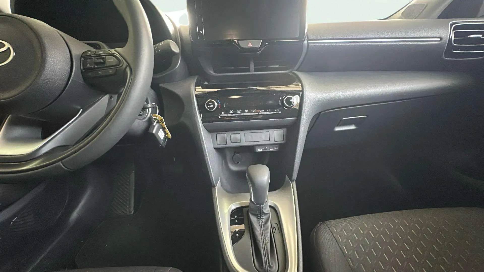 Toyota Yaris Cross 1.5 130H Active - foto 7