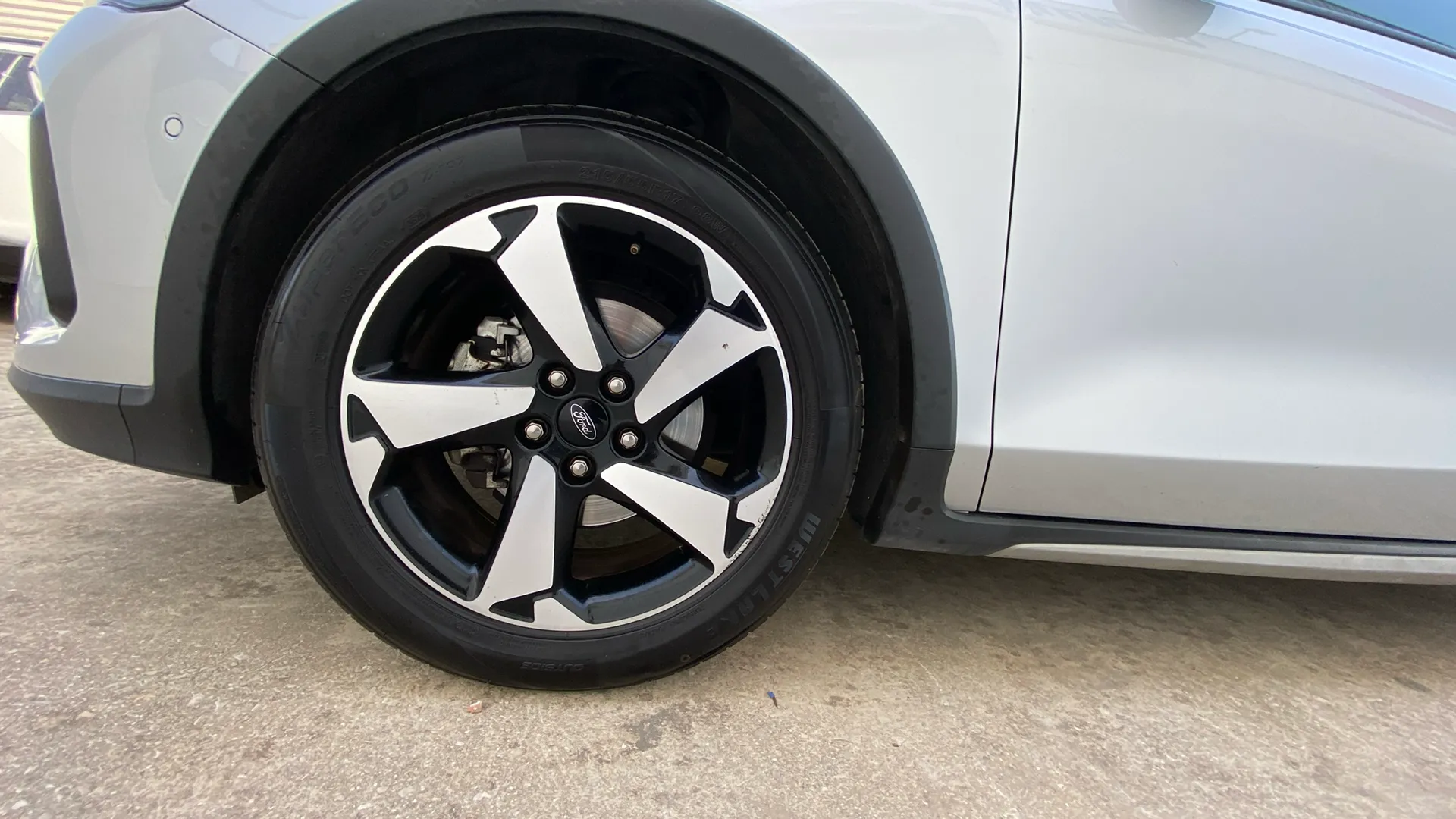 Ford Focus 1.0 EcoBoost MHEV ST-Line - foto 24