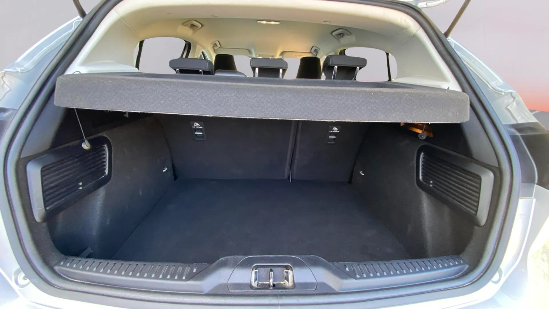 Ford Focus 1.0 EcoBoost MHEV ST-Line - foto 22