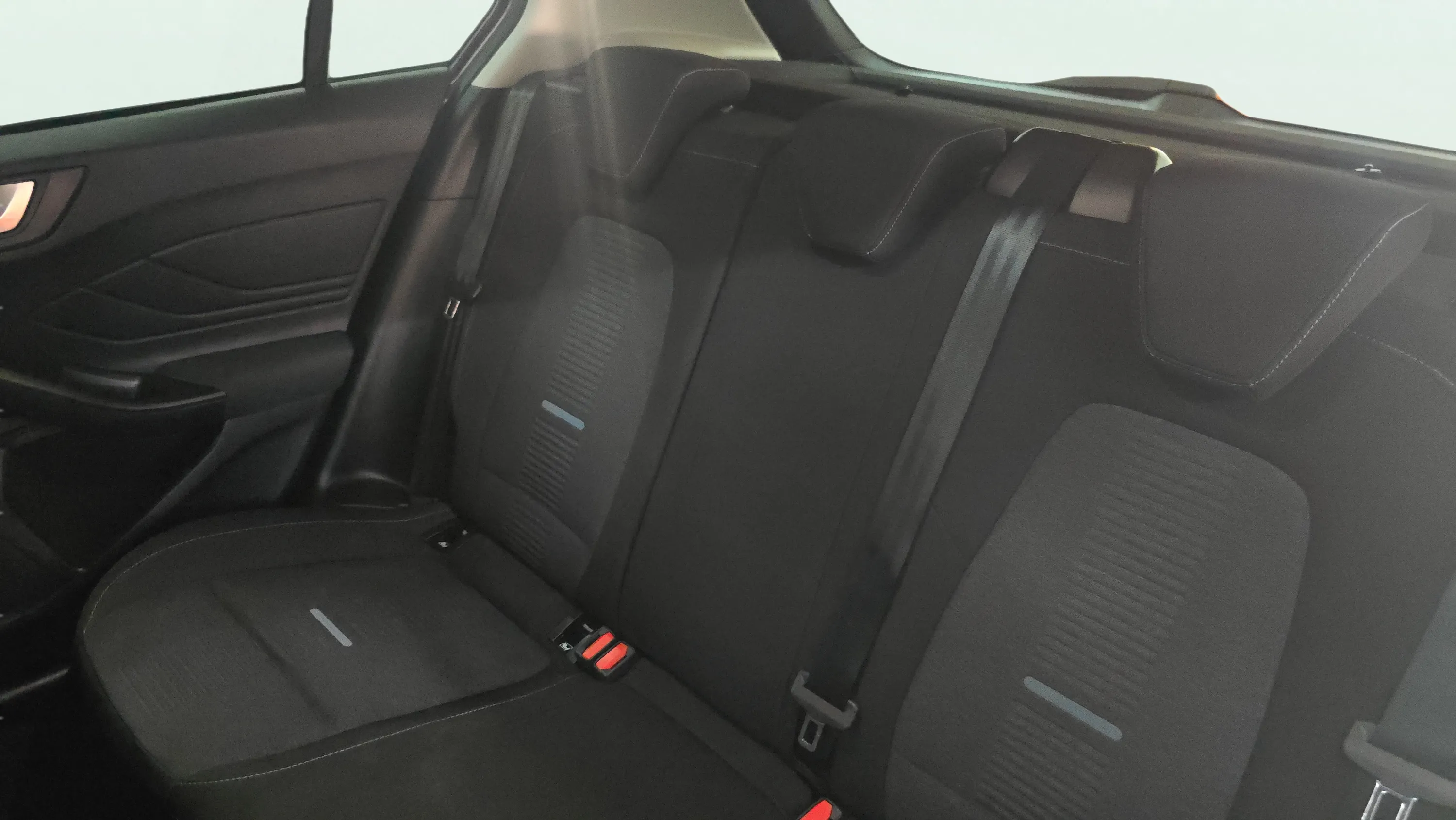 Ford Focus 1.0 EcoBoost MHEV Active - foto 13