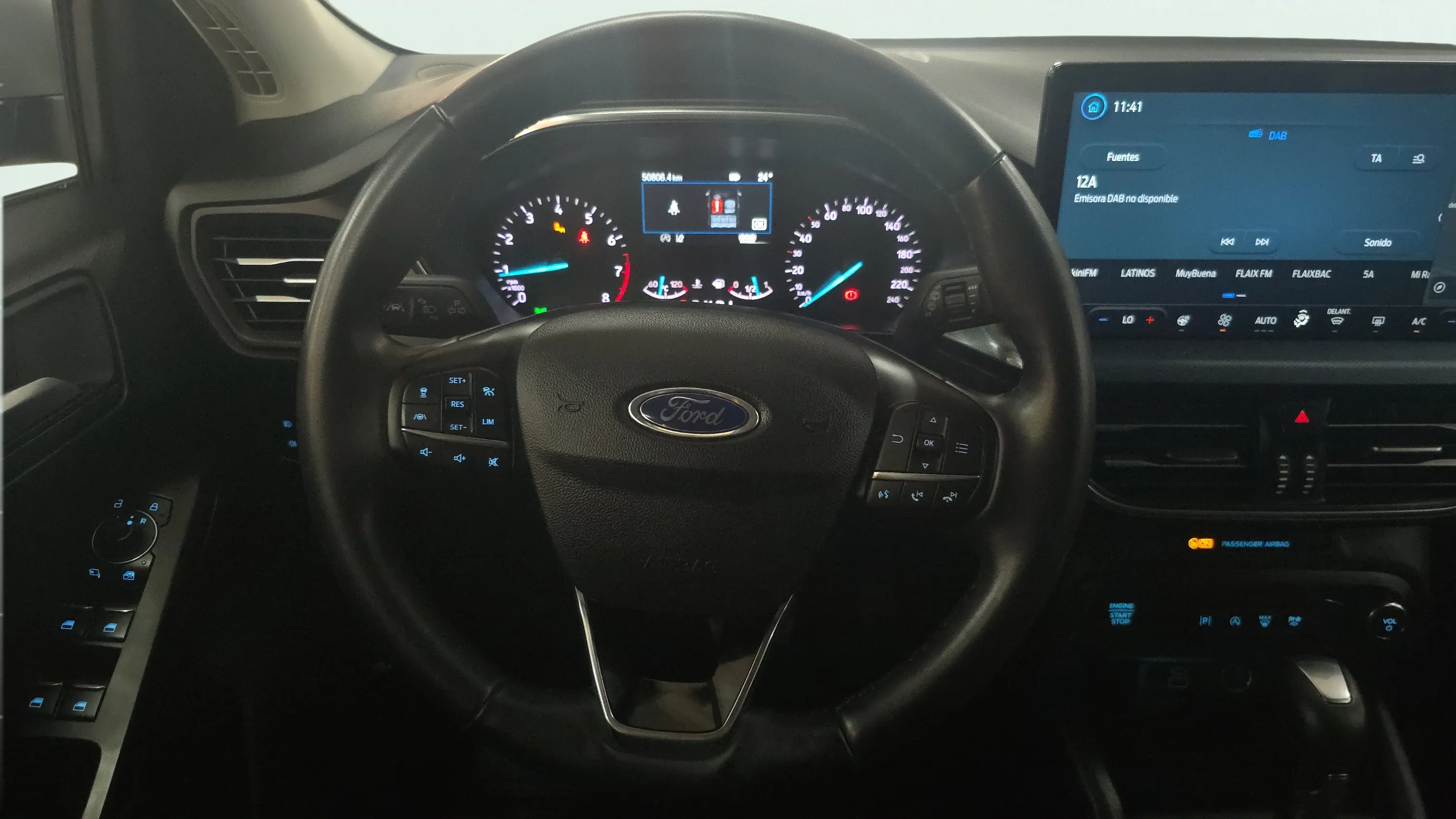 Ford Focus 1.0 EcoBoost MHEV Active - foto 11