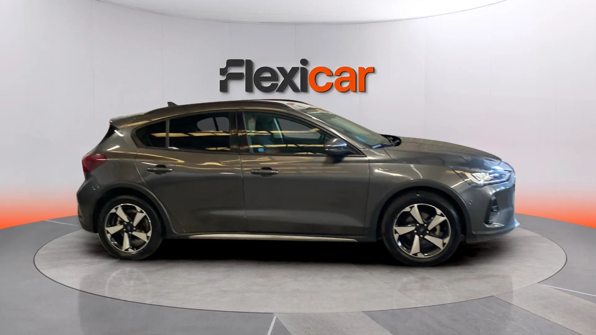 Ford Focus 1.0 EcoBoost MHEV ST-Line - foto 3