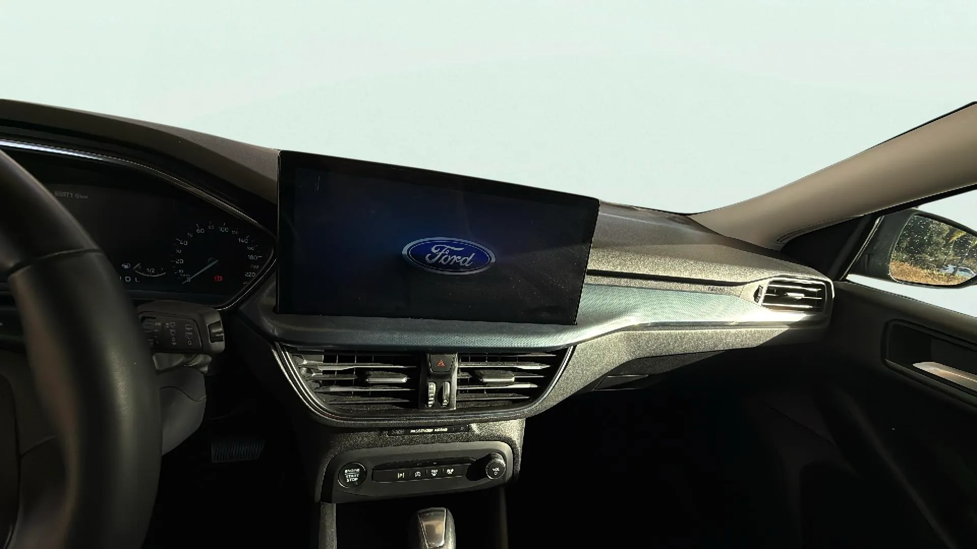 Ford Focus 1.0 EcoBoost MHEV Active - foto 12