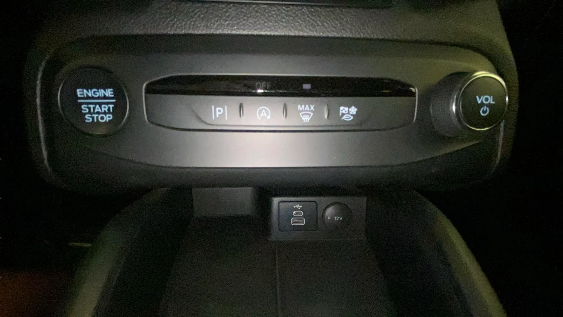 Ford Focus 1.0 EcoBoost MHEV ST-Line - foto 35