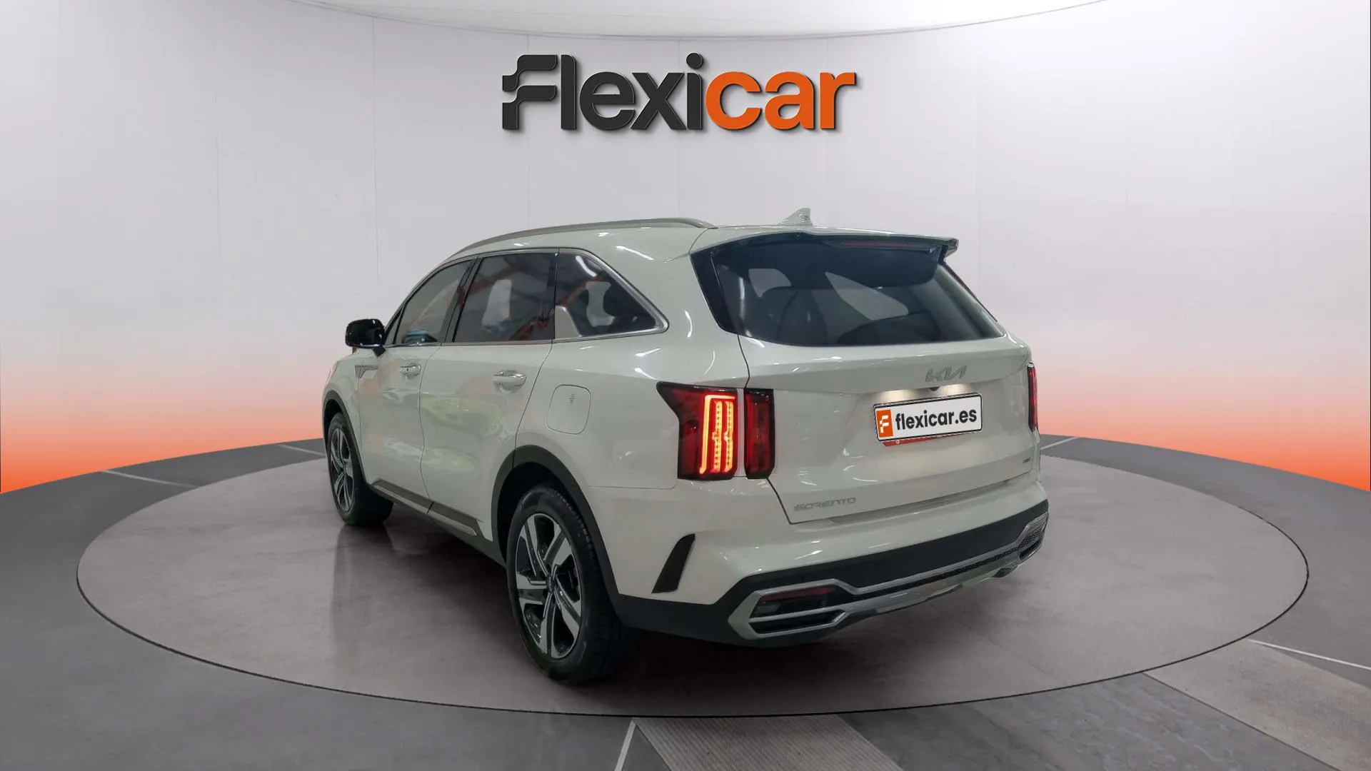 Kia Sorento 1.6 T-GDi HEV Plus Edition 4x2 7 plazas - foto 4