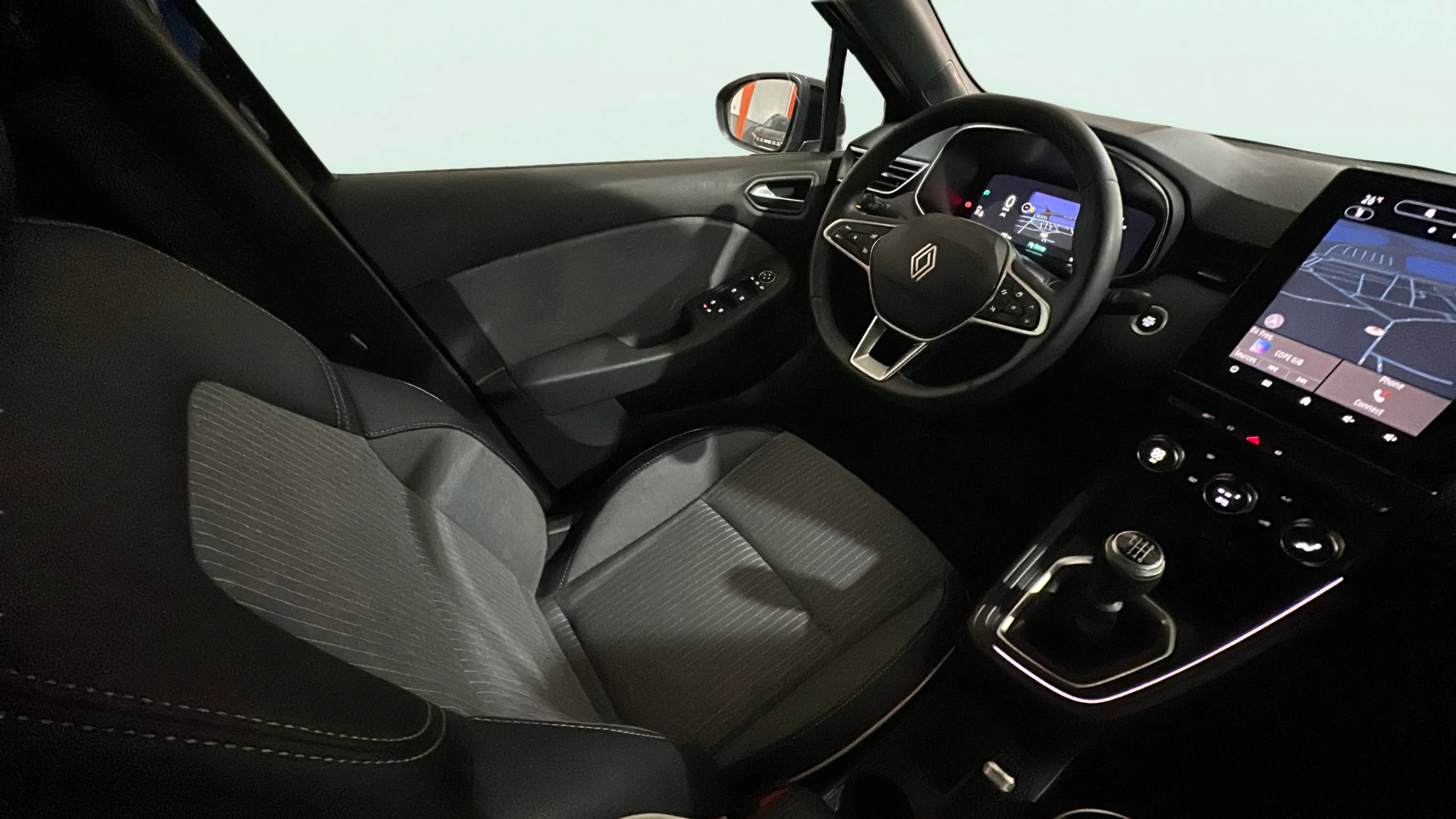 Renault Clio Techno TCe 90 - foto 9