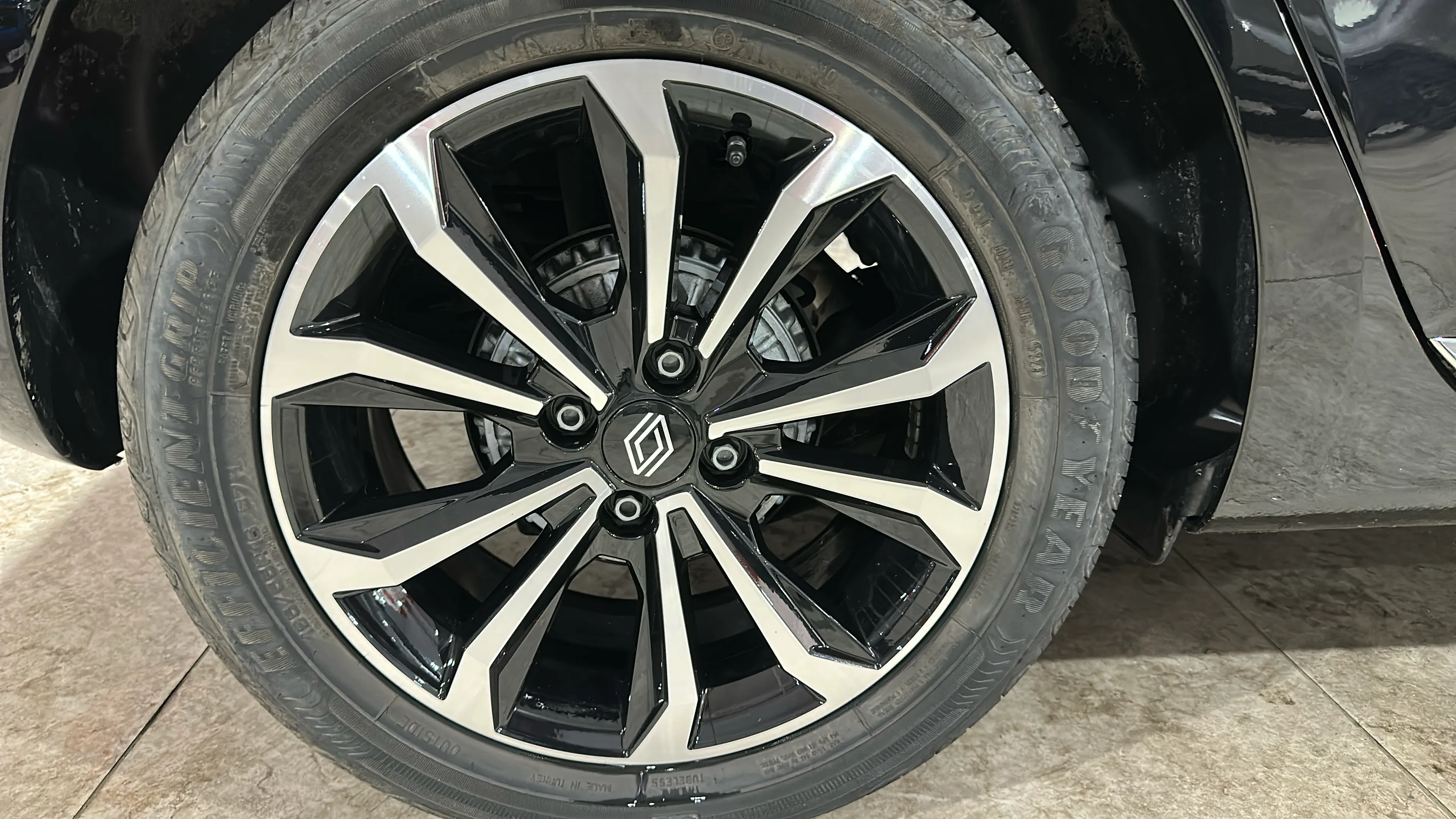 Renault Clio Techno TCe 90 - foto 20