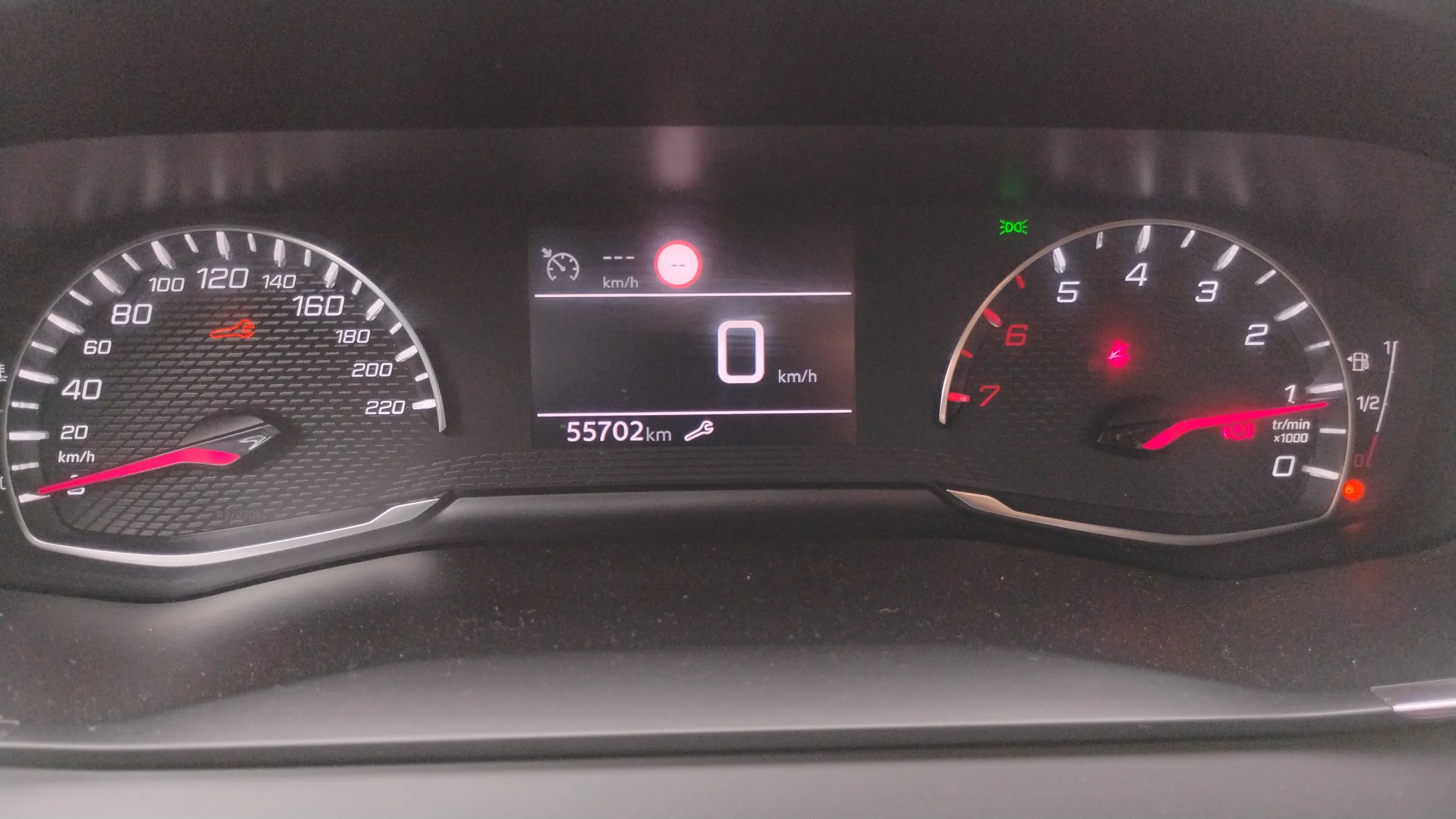Peugeot 208 PureTech Allure - foto 17