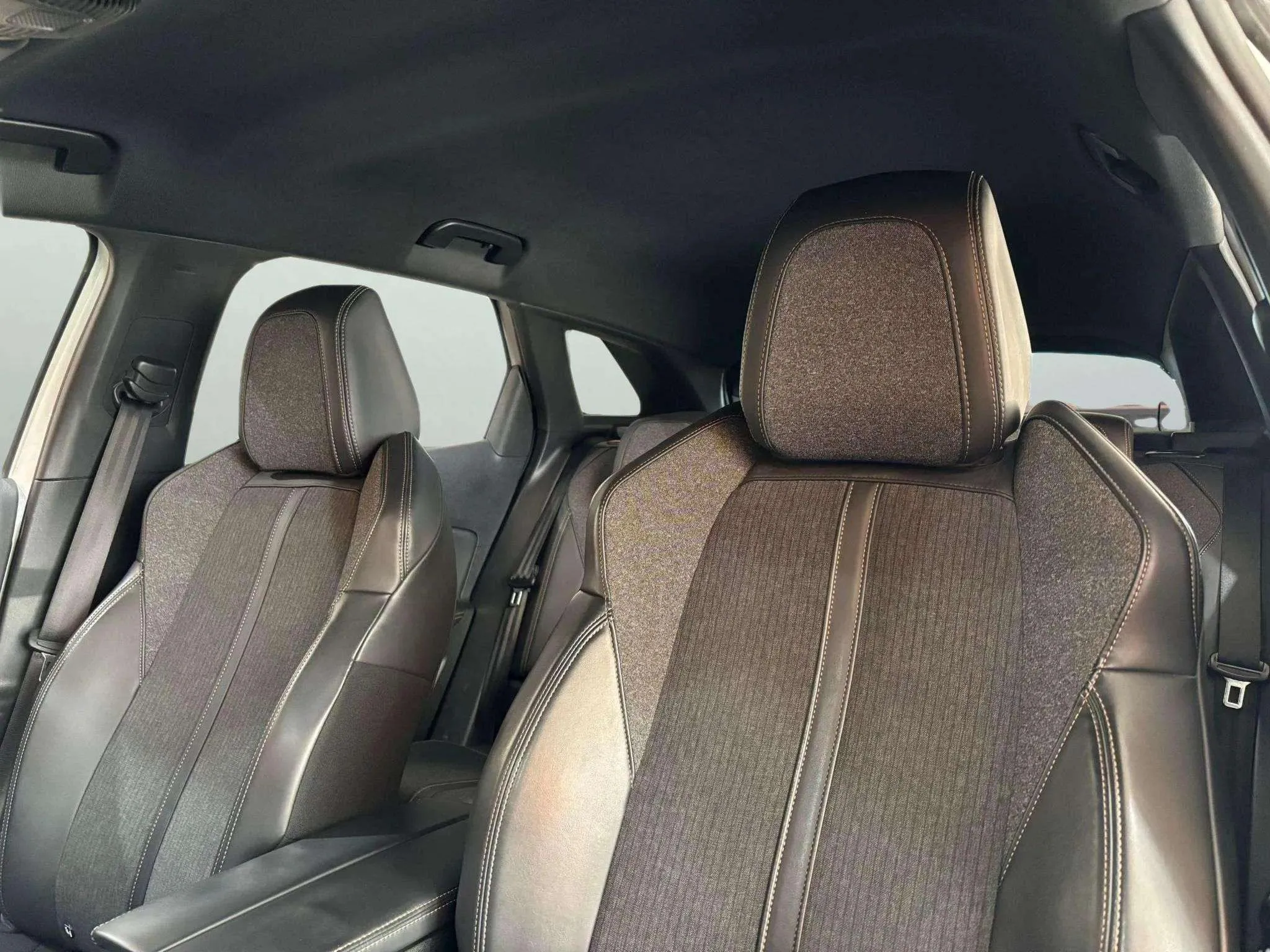Peugeot 3008 2.0BLUEHDI GT Line - foto 11