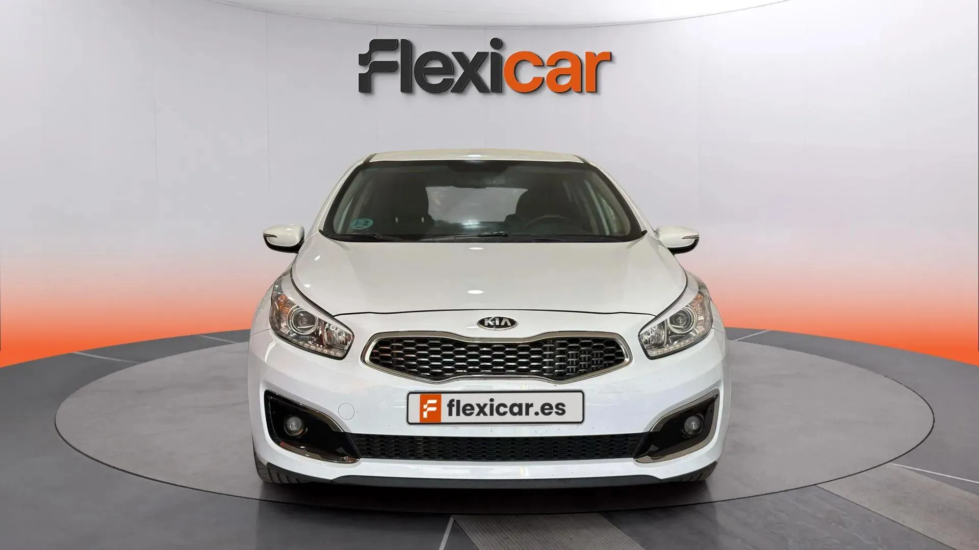 Kia Ceed 1.6 CRDi Tech DCT - foto 2