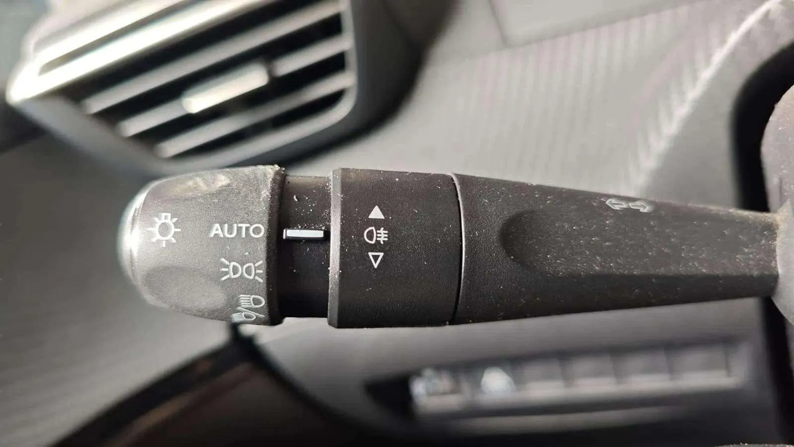 Peugeot 208 PureTech Allure Pack - foto 13