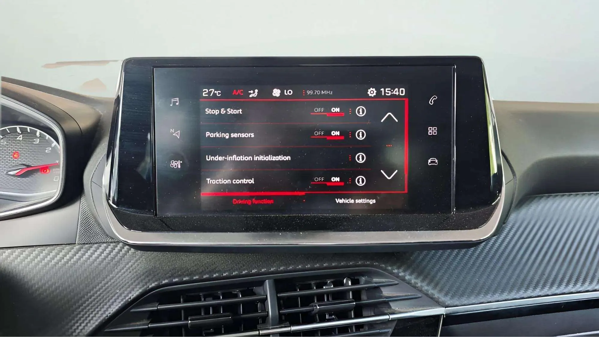 Peugeot 208 PureTech Allure Pack - foto 22