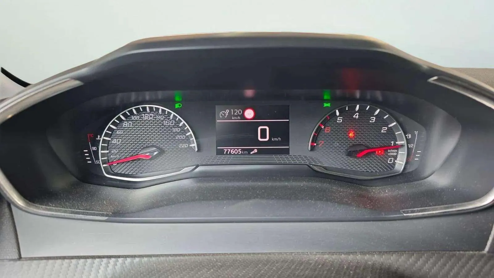Peugeot 208 PureTech Allure Pack - foto 11