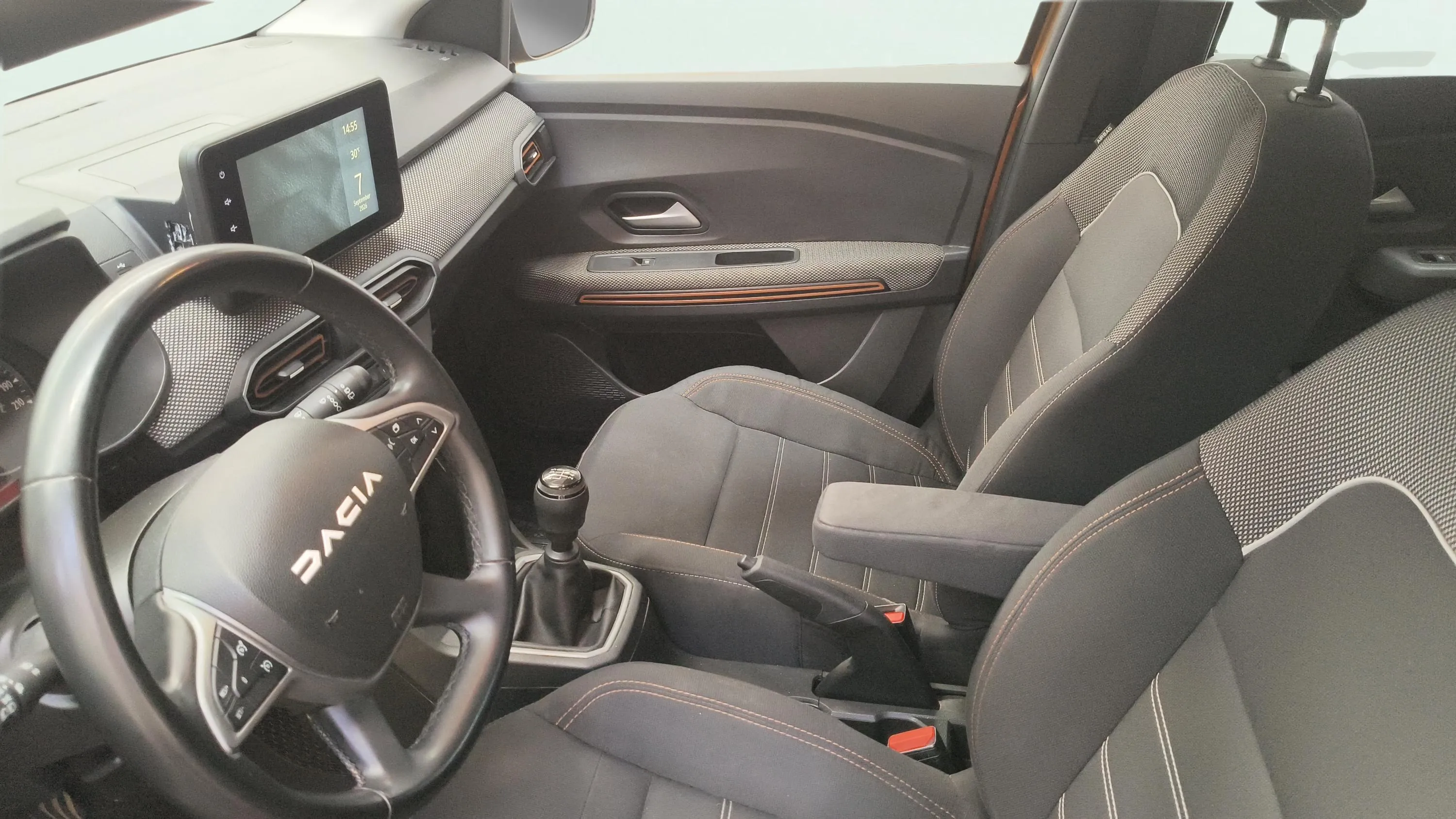 Dacia Sandero Stepway Essential TCe (90V) - foto 14