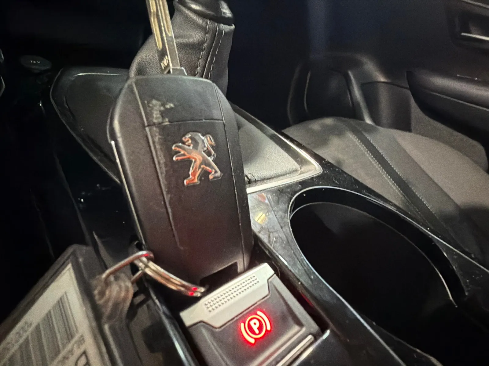 Peugeot 208 PureTech Allure Pack - foto 15