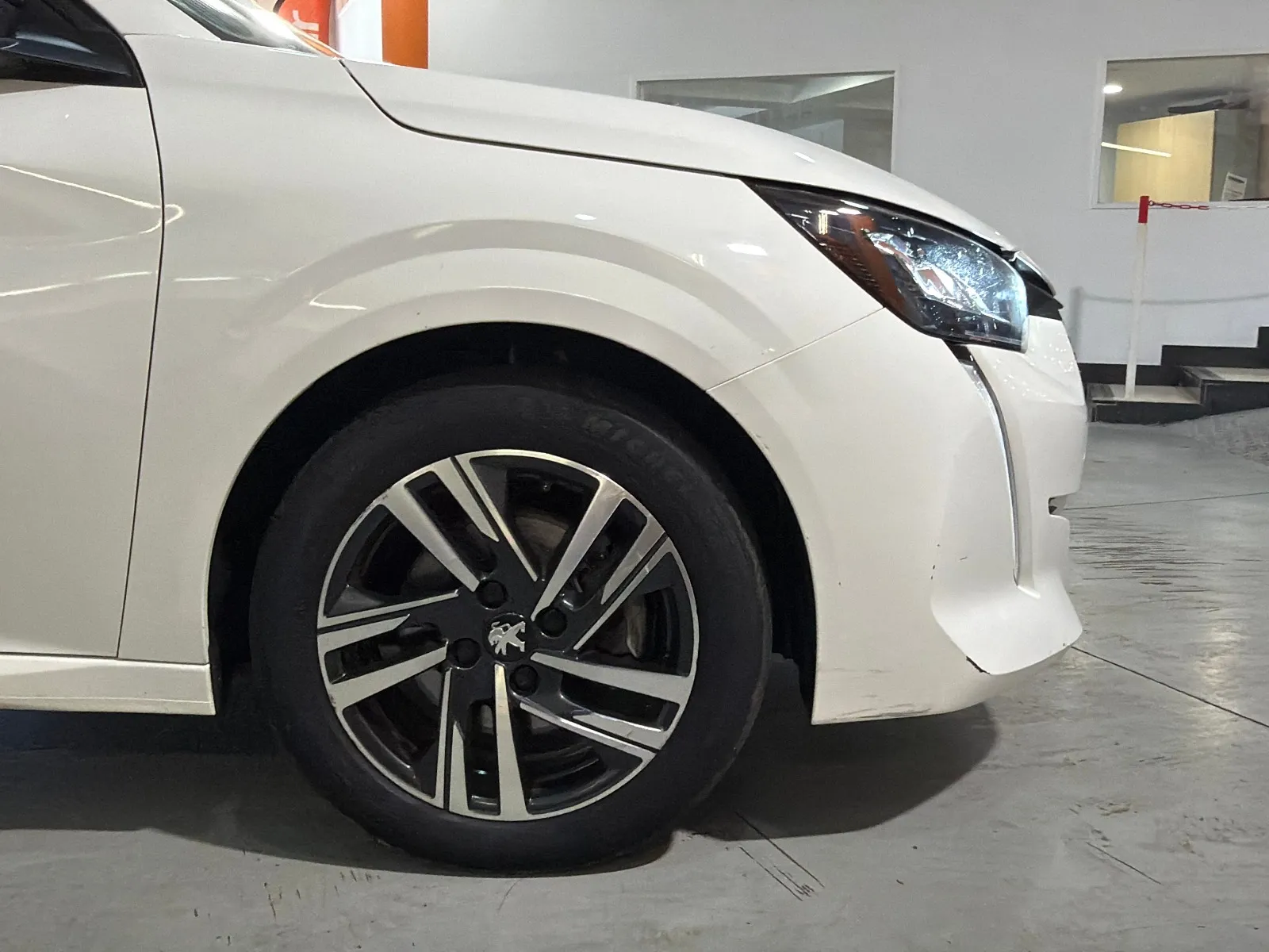 Peugeot 208 PureTech Allure Pack - foto 22