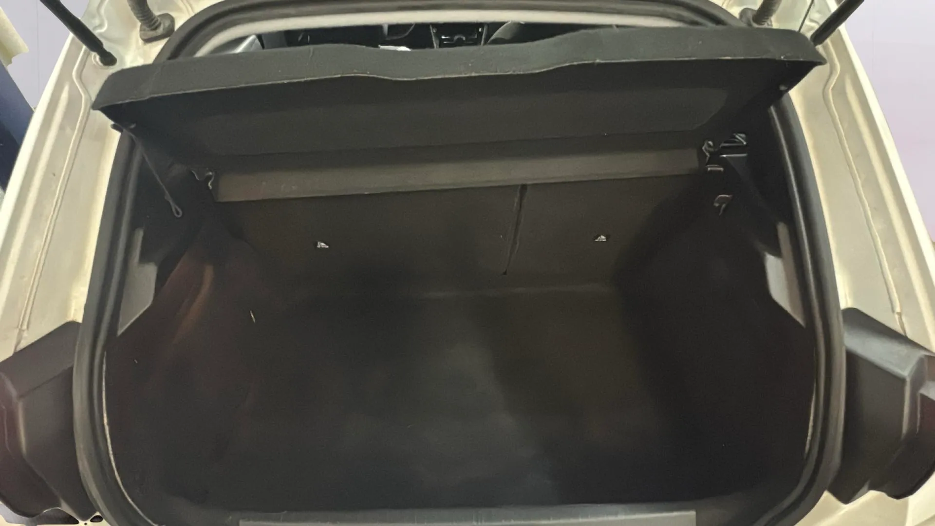 Peugeot 208 PureTech Allure Pack - foto 5