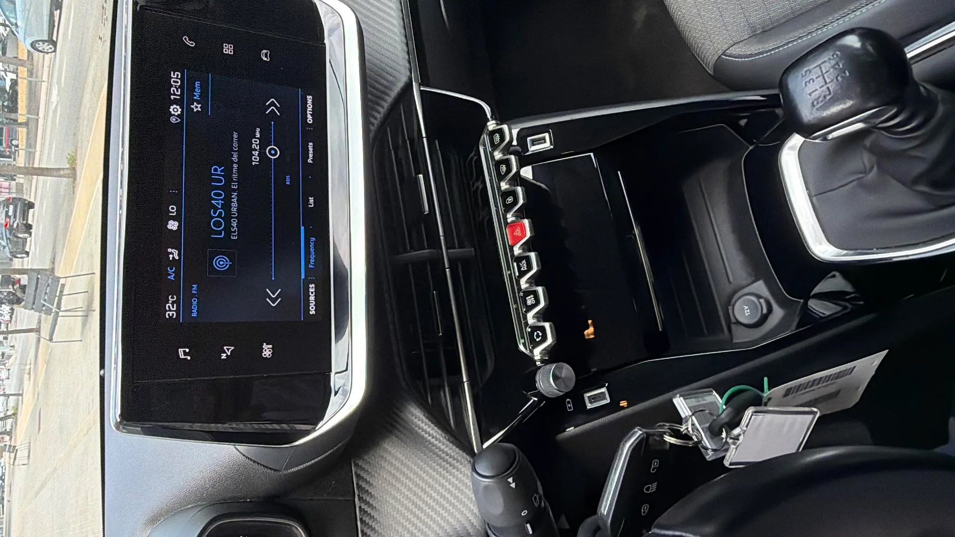 Peugeot 208 PureTech Allure Pack - foto 17