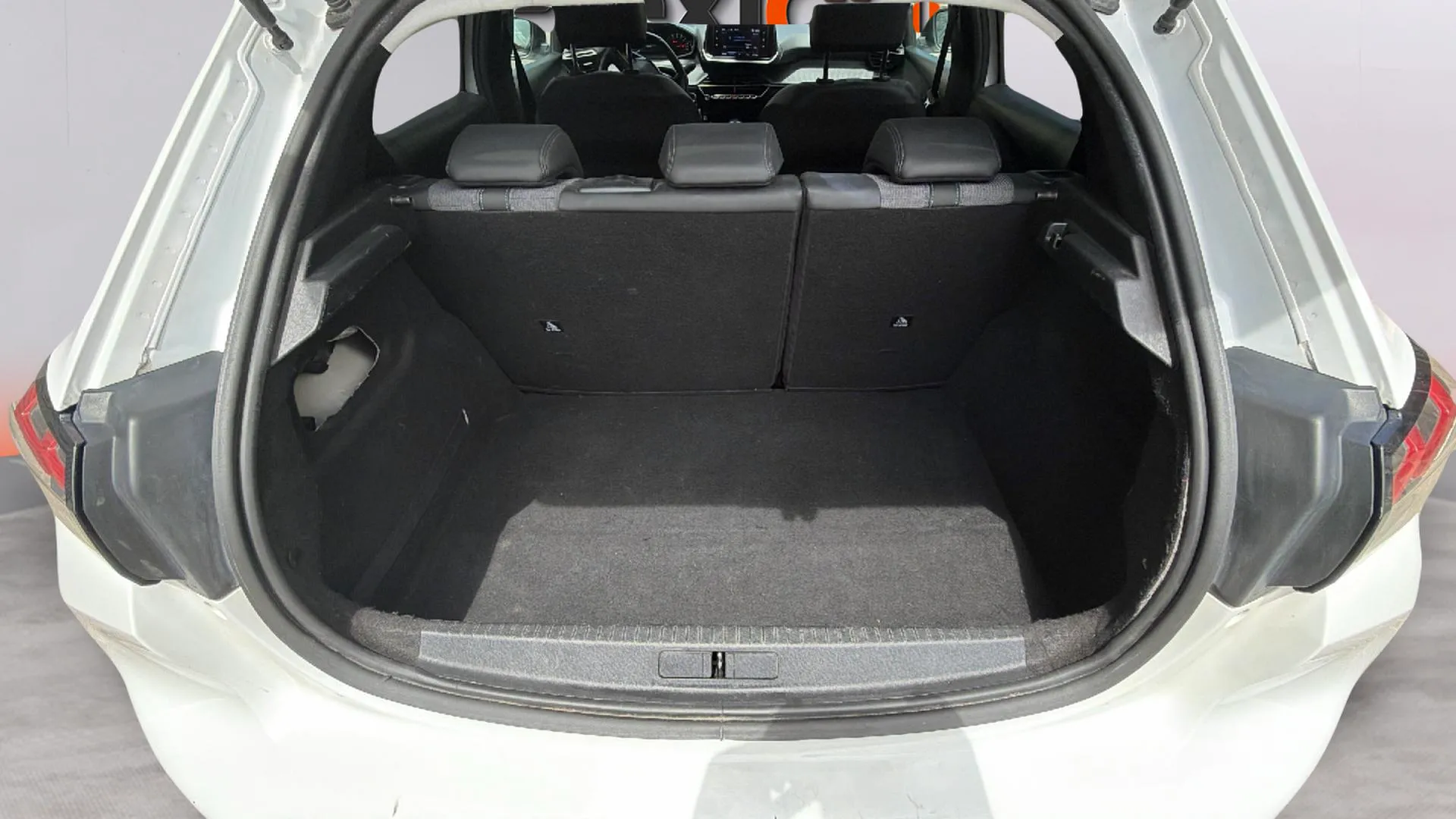 Peugeot 208 PureTech Allure Pack - foto 23