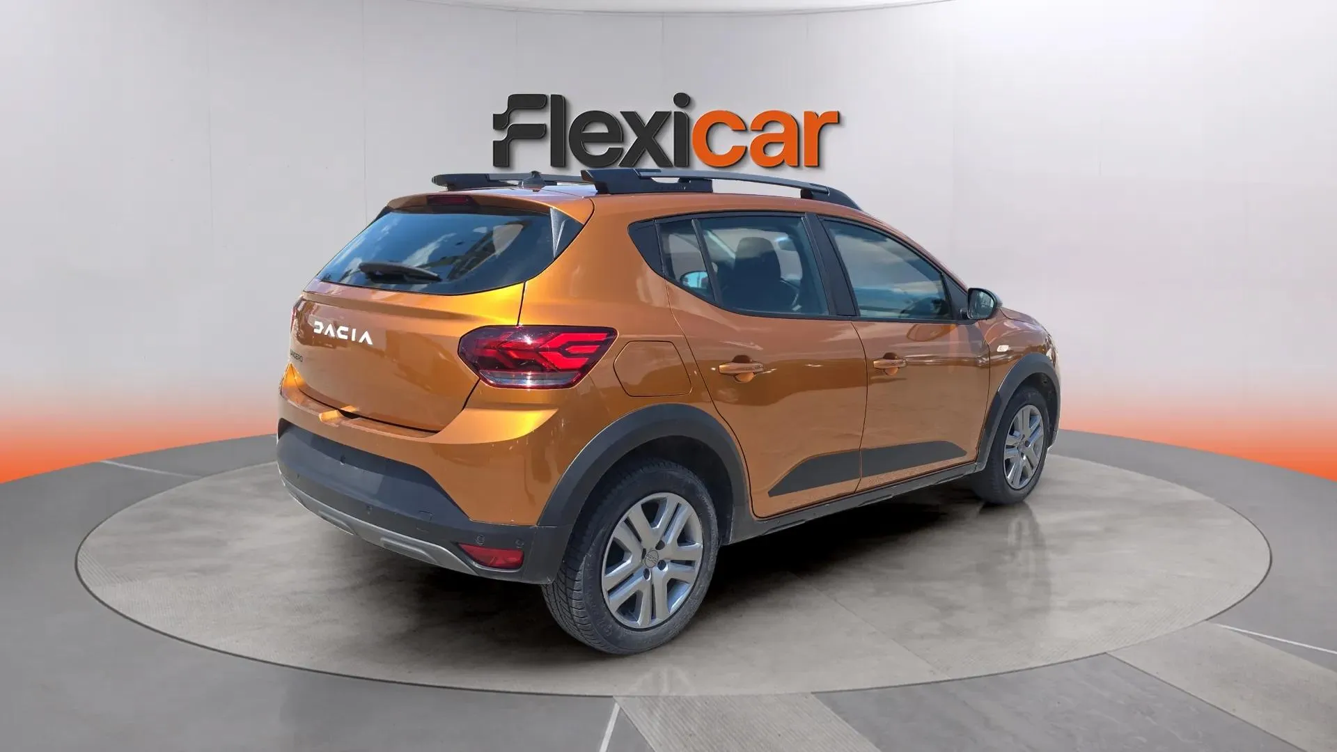 Dacia Sandero Stepway Essential TCe (90V) - foto 7