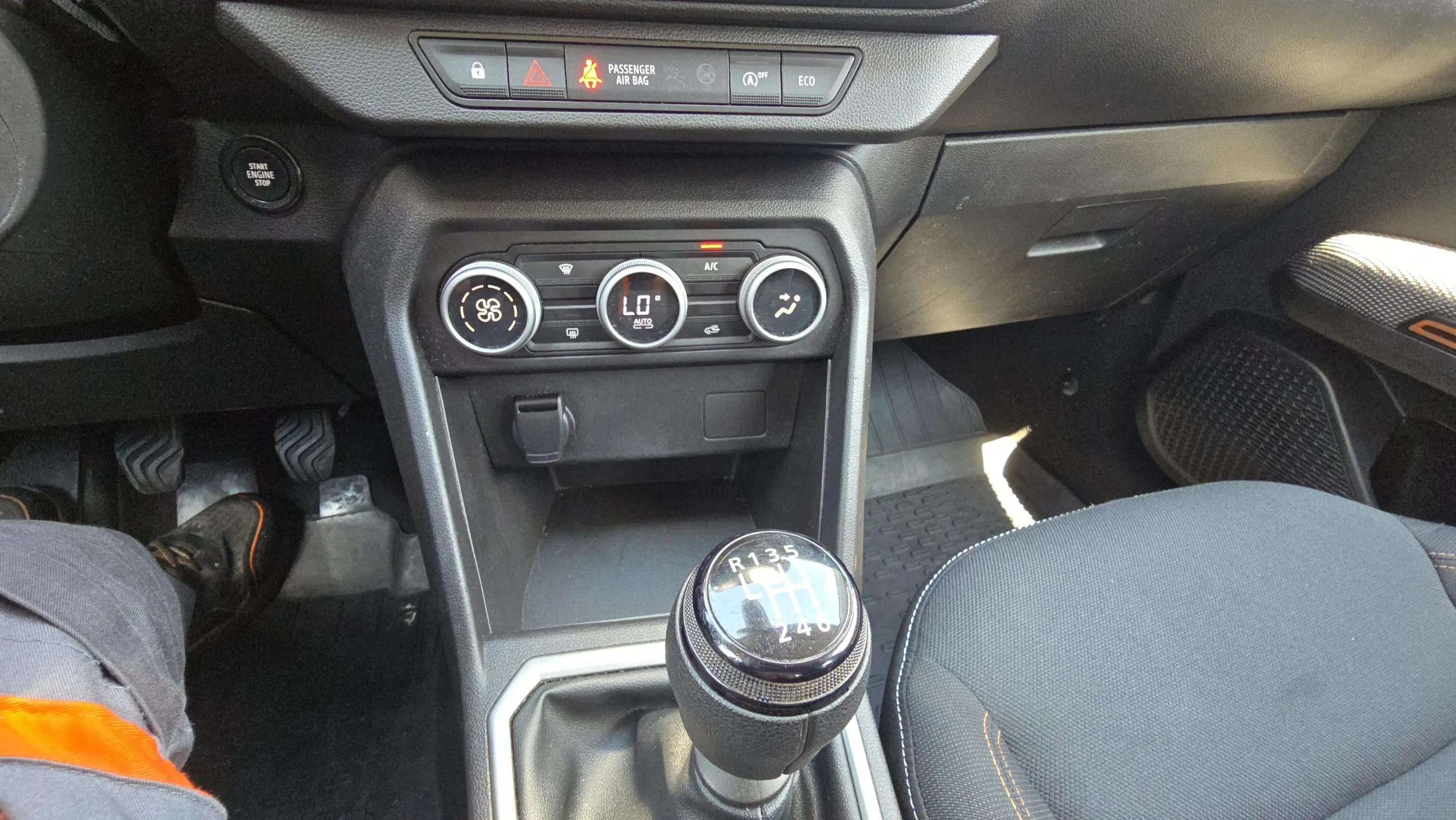 Dacia Sandero Stepway Essential TCe (90V) - foto 11