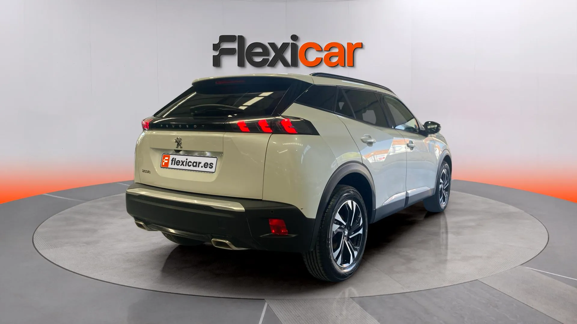 Peugeot 2008 Allure Pack PureTech 130 - foto 6